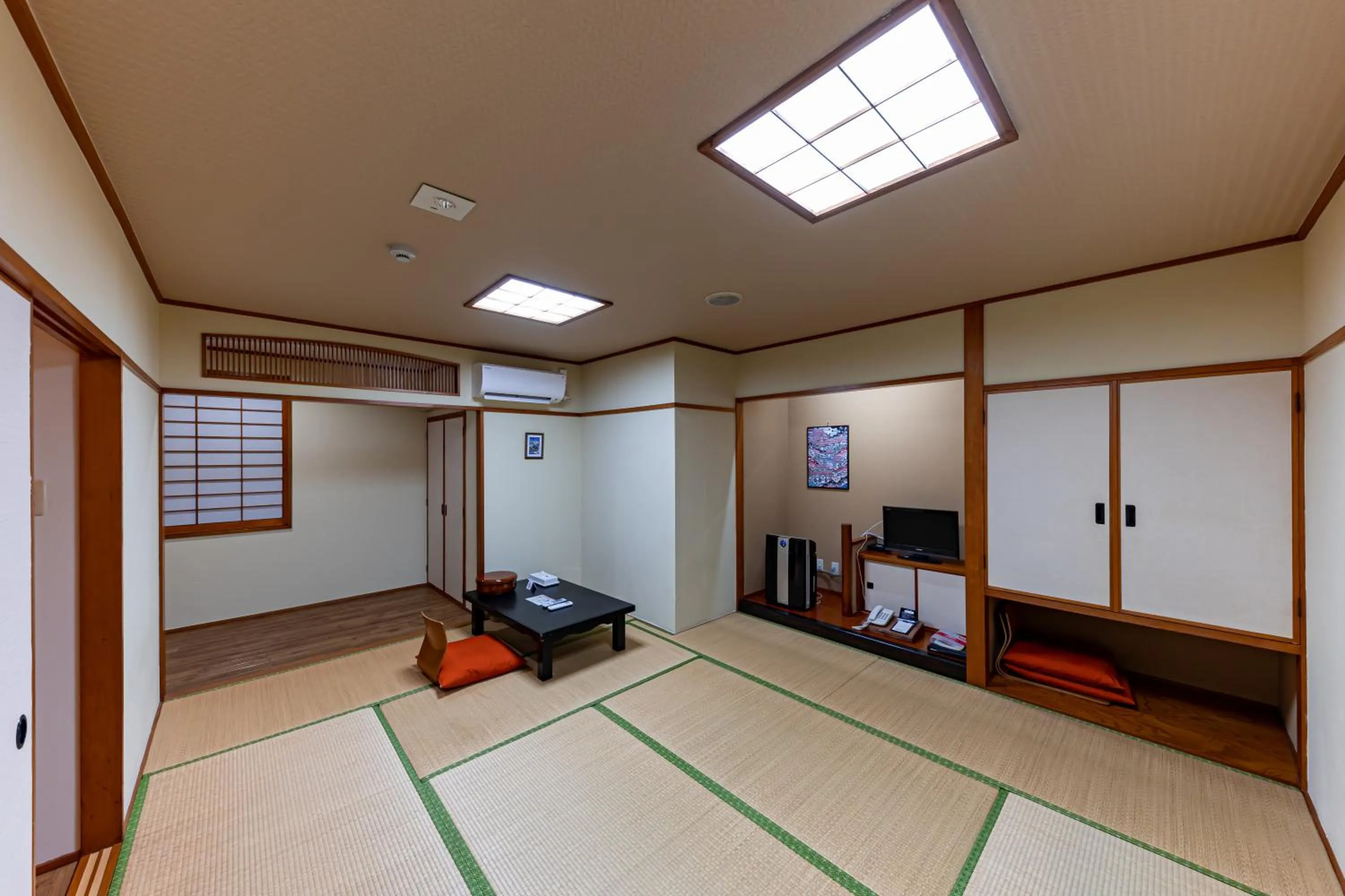 Japanese-Style Room - single occupancy in Okinawa Hotel