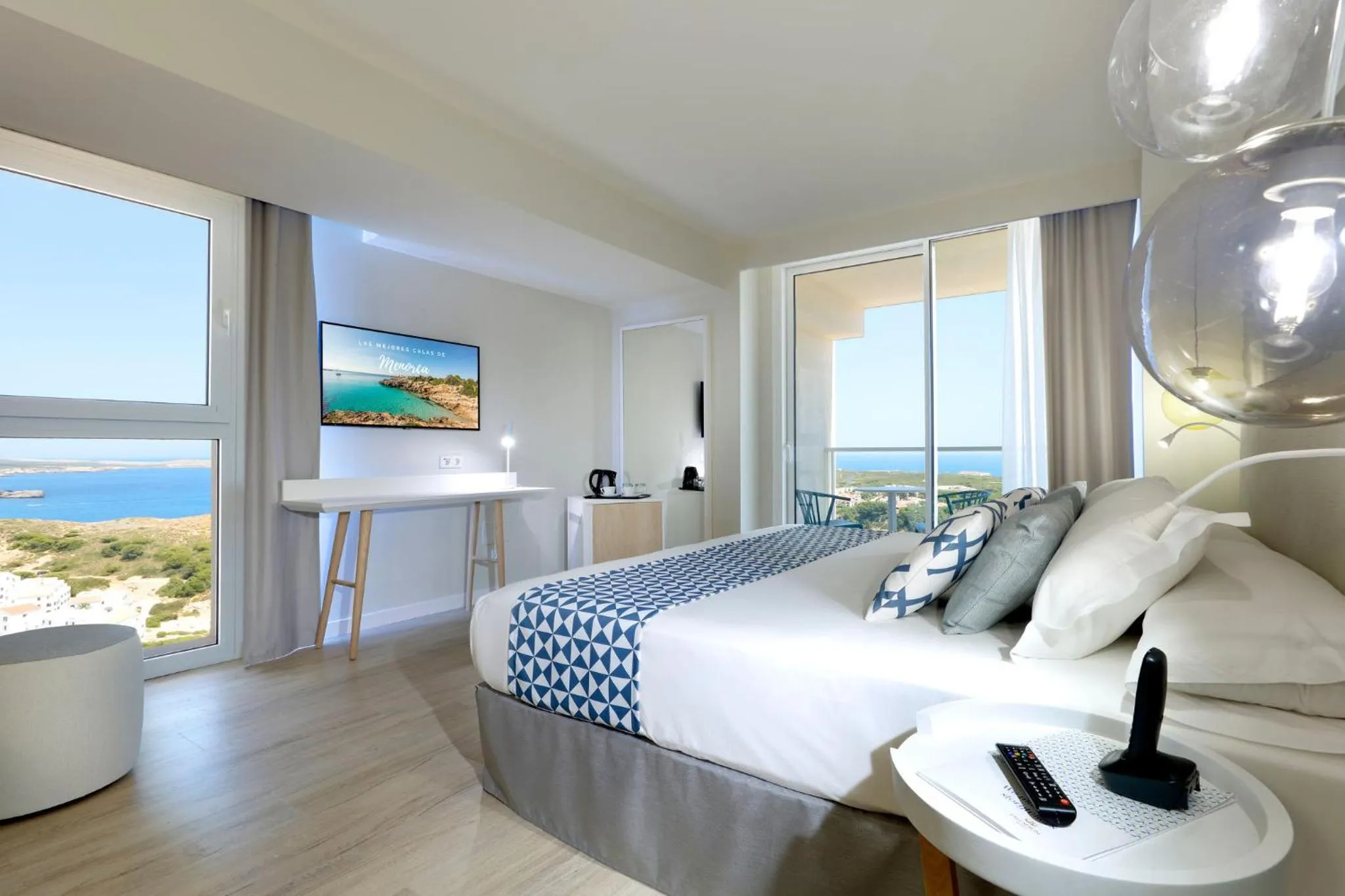 Family Room with Sea View in Palladium Hotel Menorca