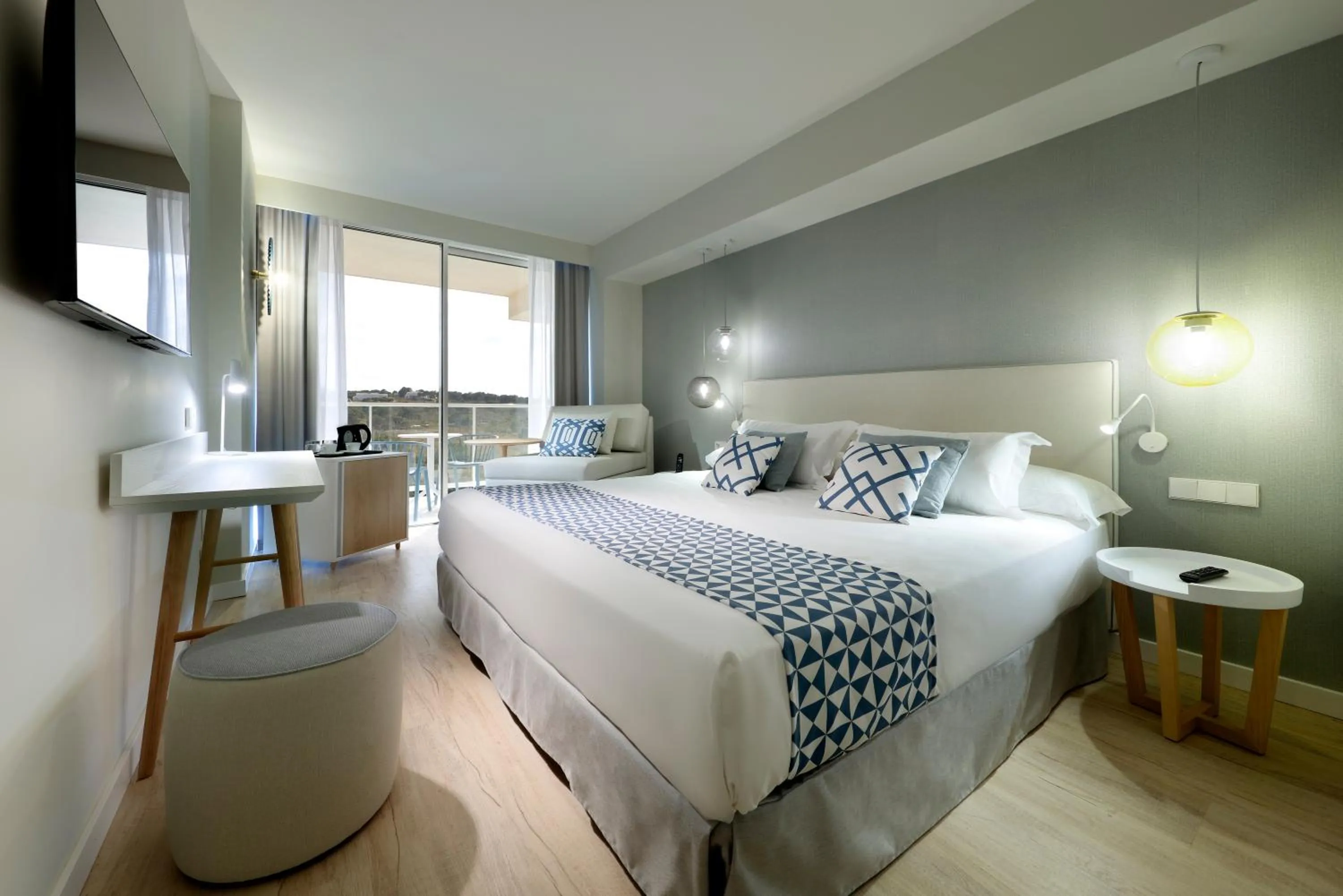 Deluxe Double Room in Palladium Hotel Menorca