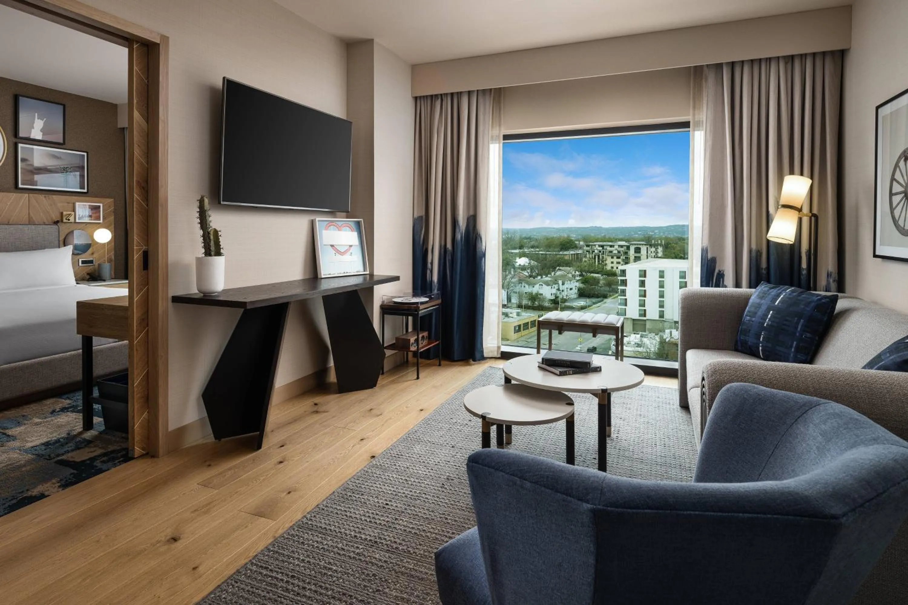 Luminary, 1 Bedroom Suite, 1 King, Sofa bed in The Otis Hotel Austin, Autograph Collection