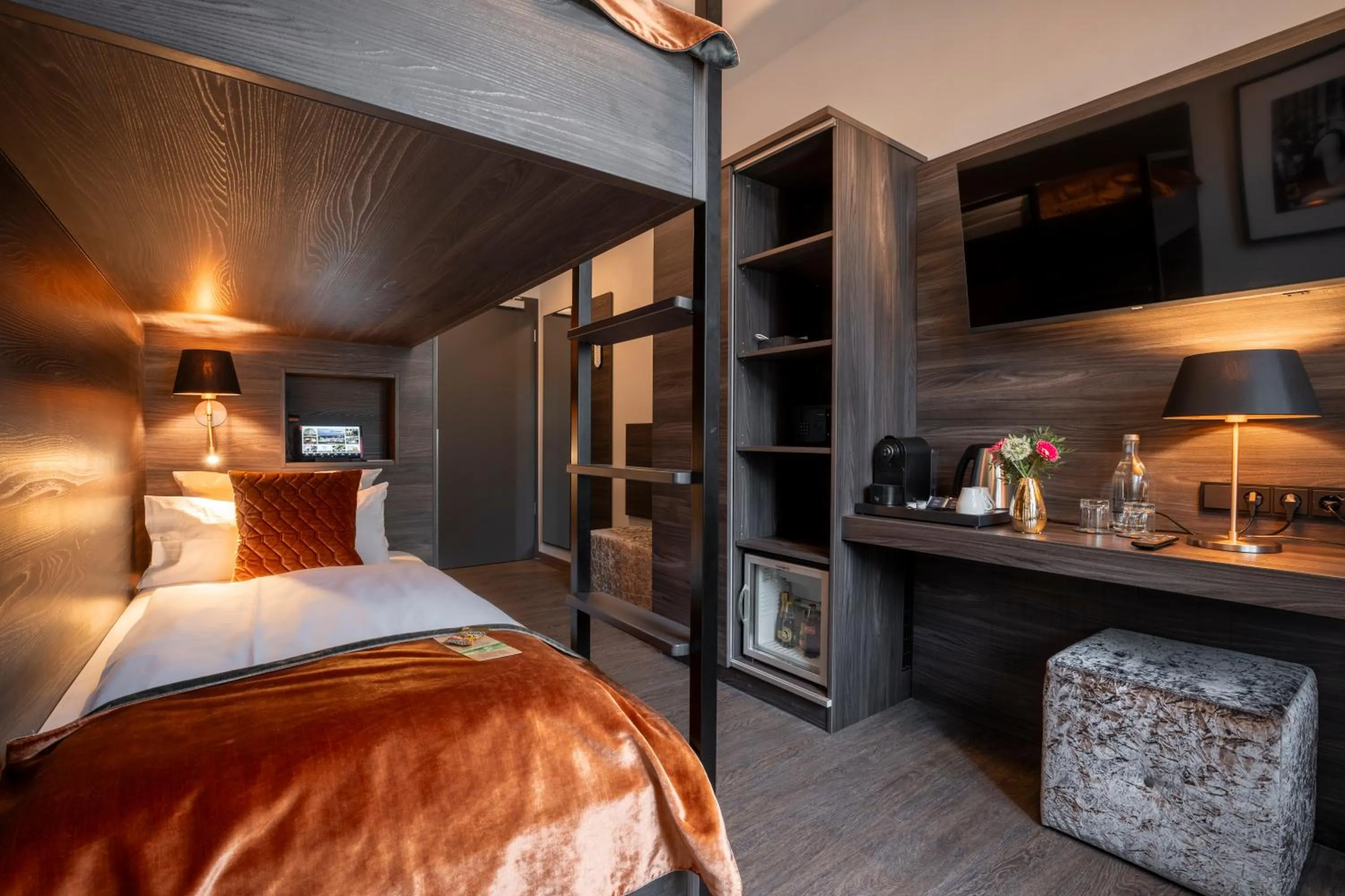 Deluxe Single Room with Bunk Bed in Boutique Hotel Germania