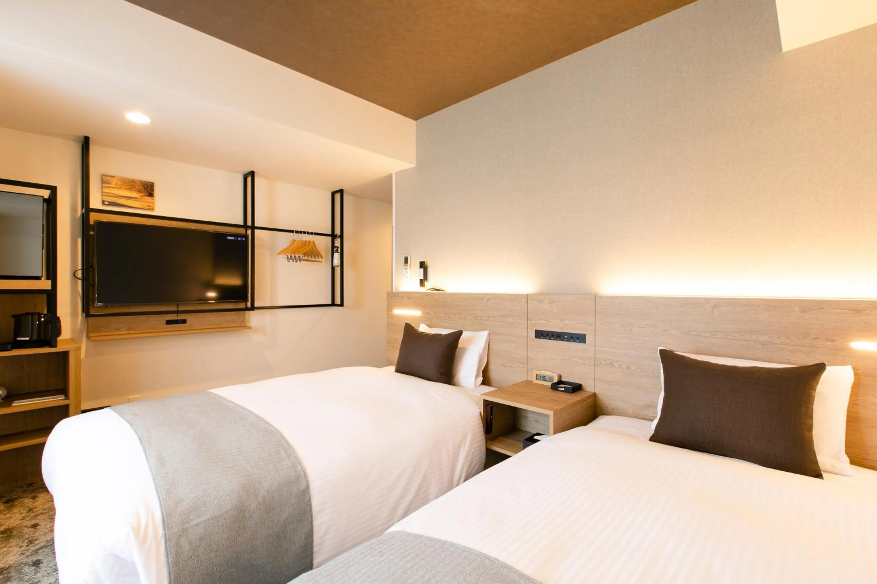 Superior Twin Room - Non-Smoking in KOKO HOTEL Sapporo Susukino - formerly Hotel Wing International Sapporo Susukino