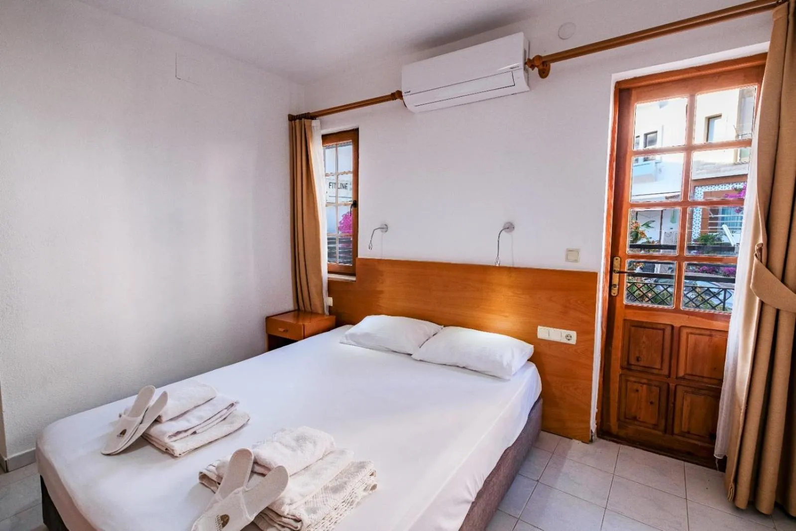 Double Room with Sea View in Sardunya Otel ARKA BİNA