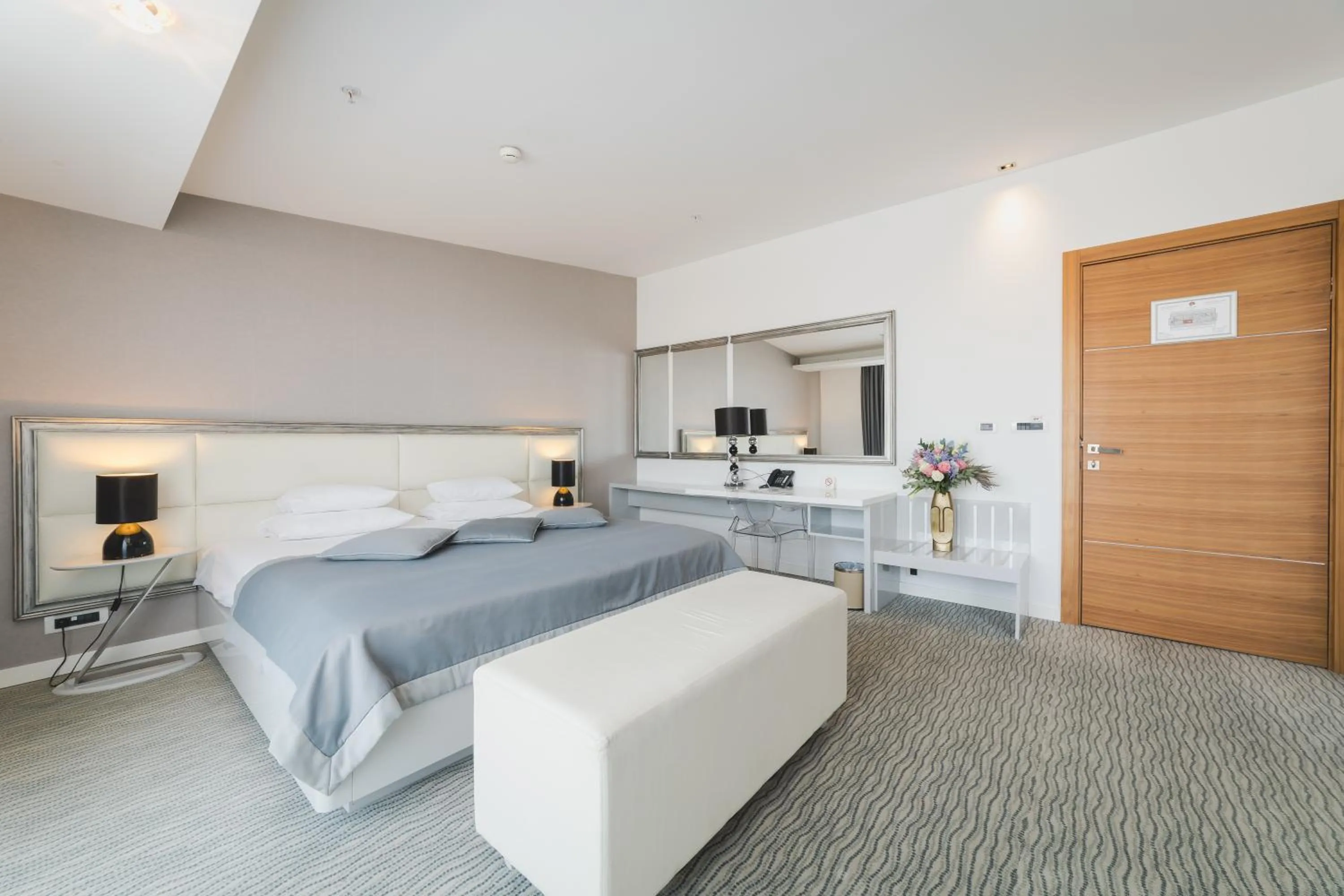 Deluxe Suite - single occupancy in Hotel Aurel