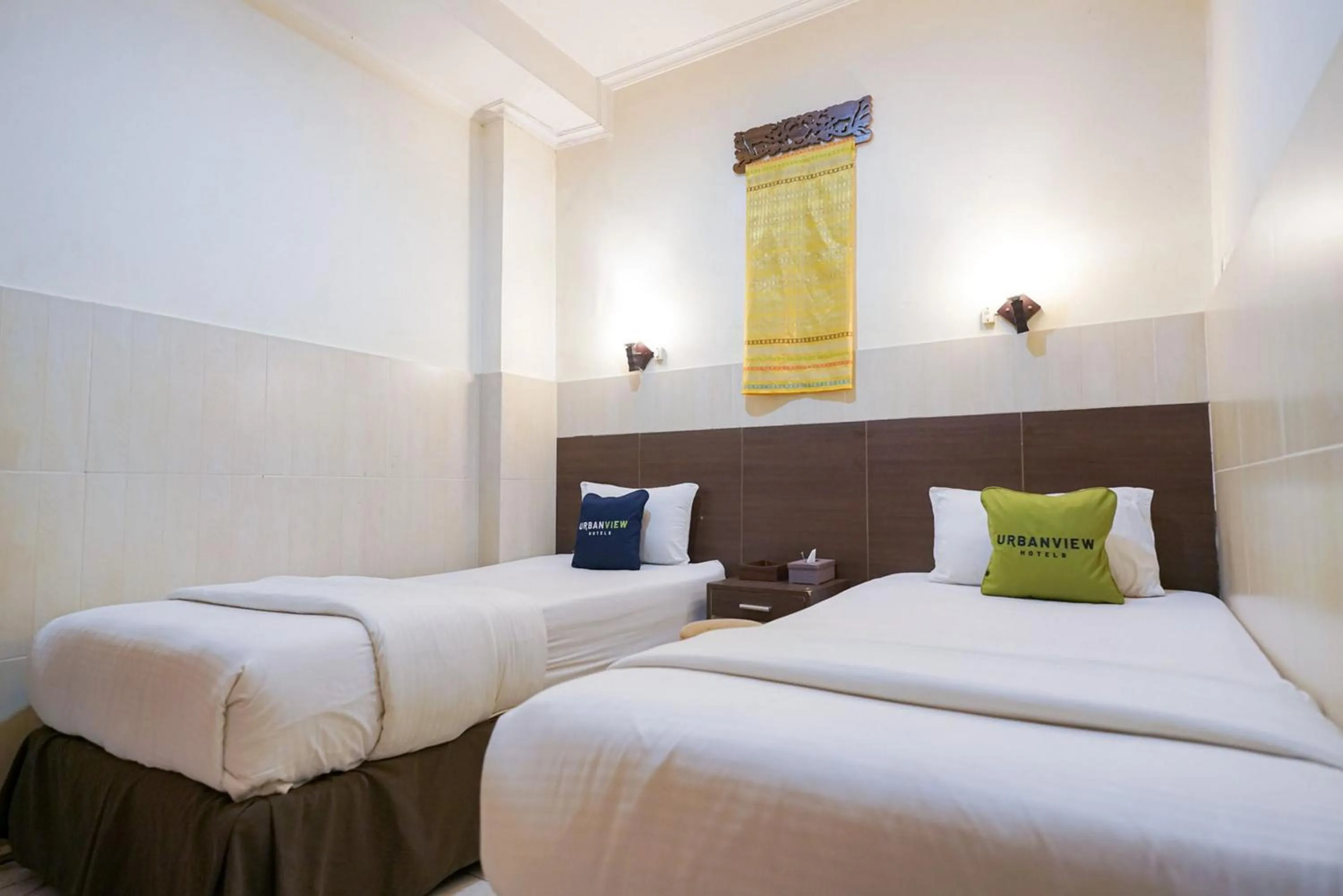 Deluxe Twin Room in Urbanview Hotel 58 Bintaro