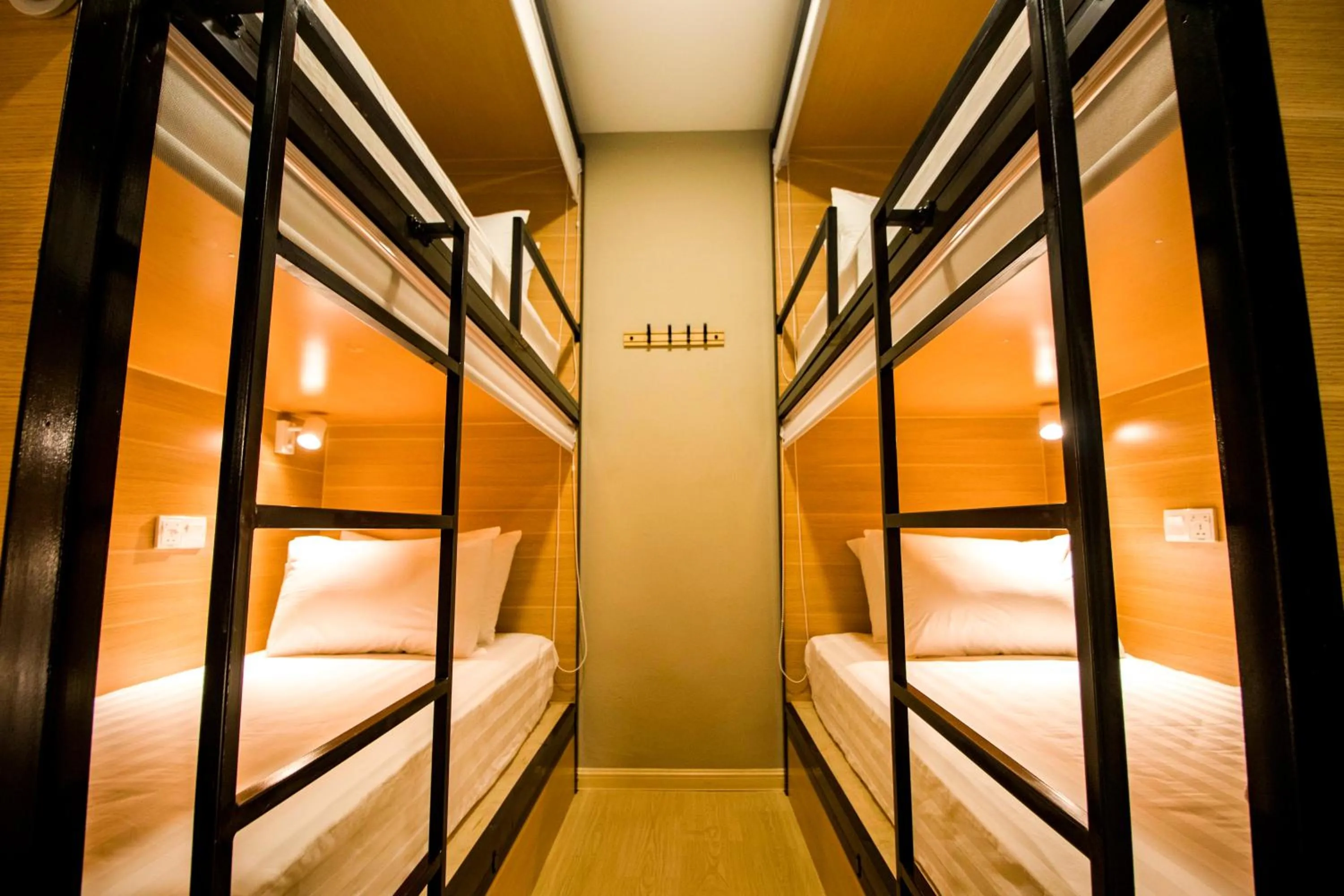 Bed in 6-Bed Female Dormitory Room in Hexa Hotel & Backpackers Capsules Bukit Bintang