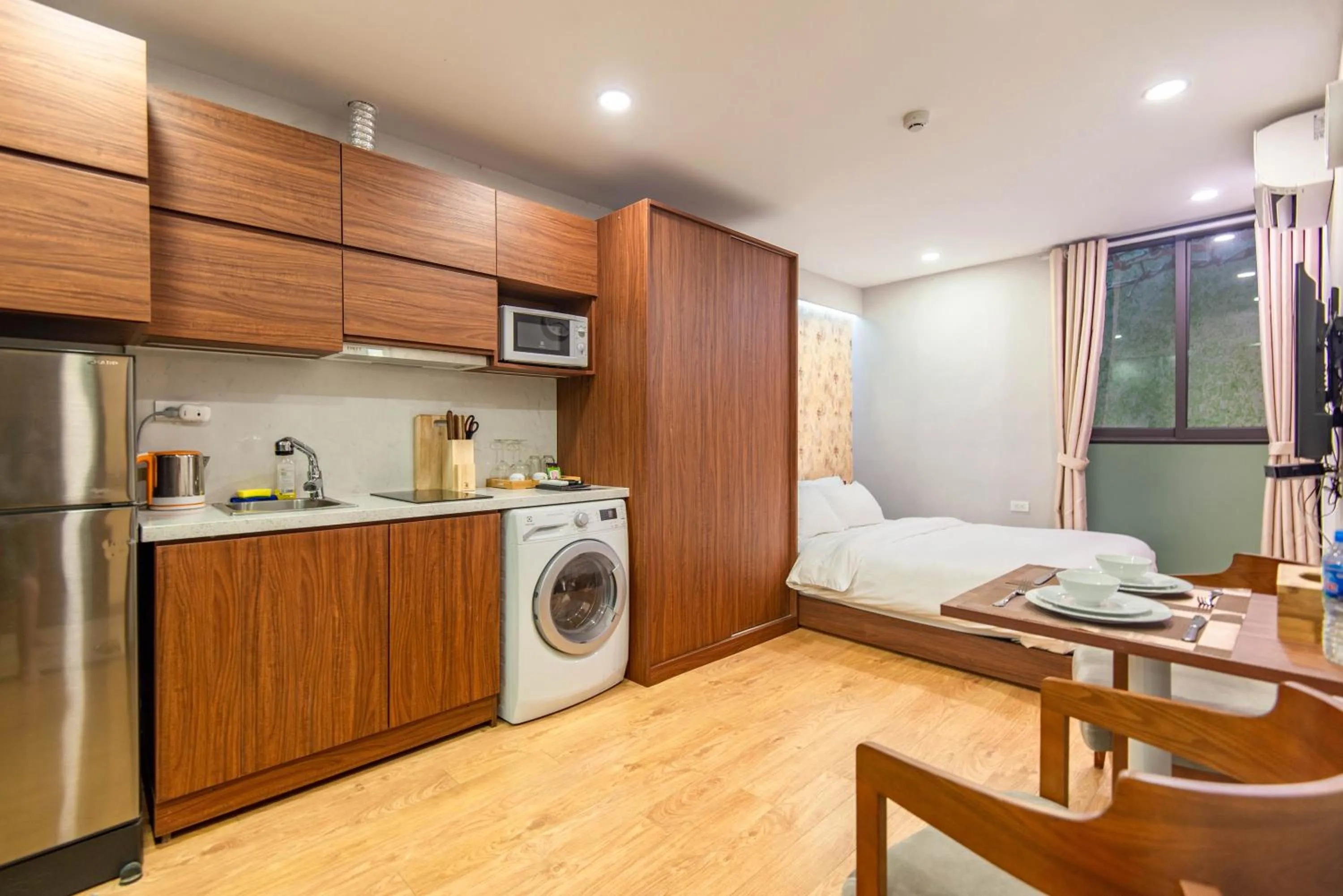 Deluxe Queen Room in 22Land Moon West Lake