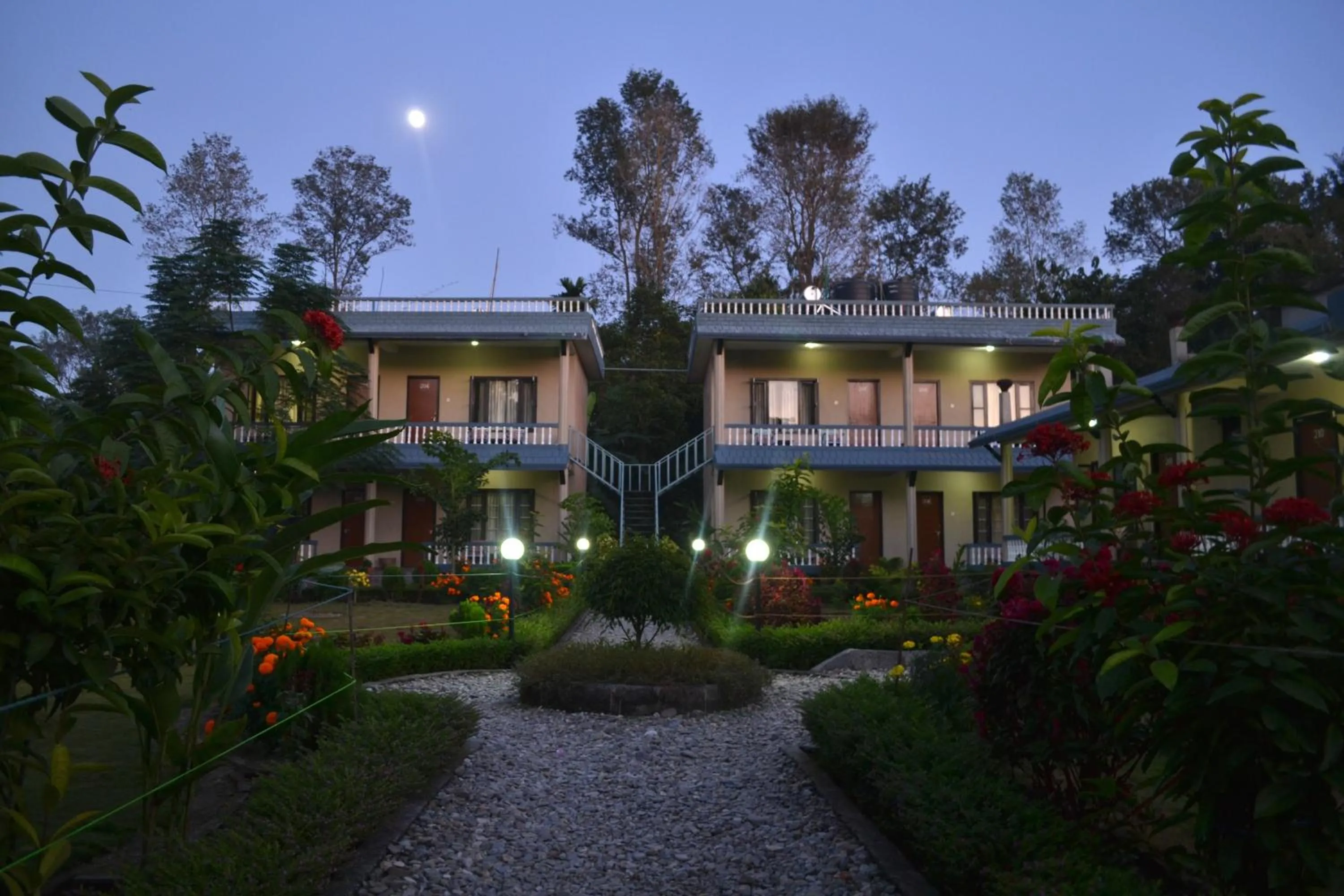 Deluxe Double or Twin Room with Mountain View in Chitwan Village Resort