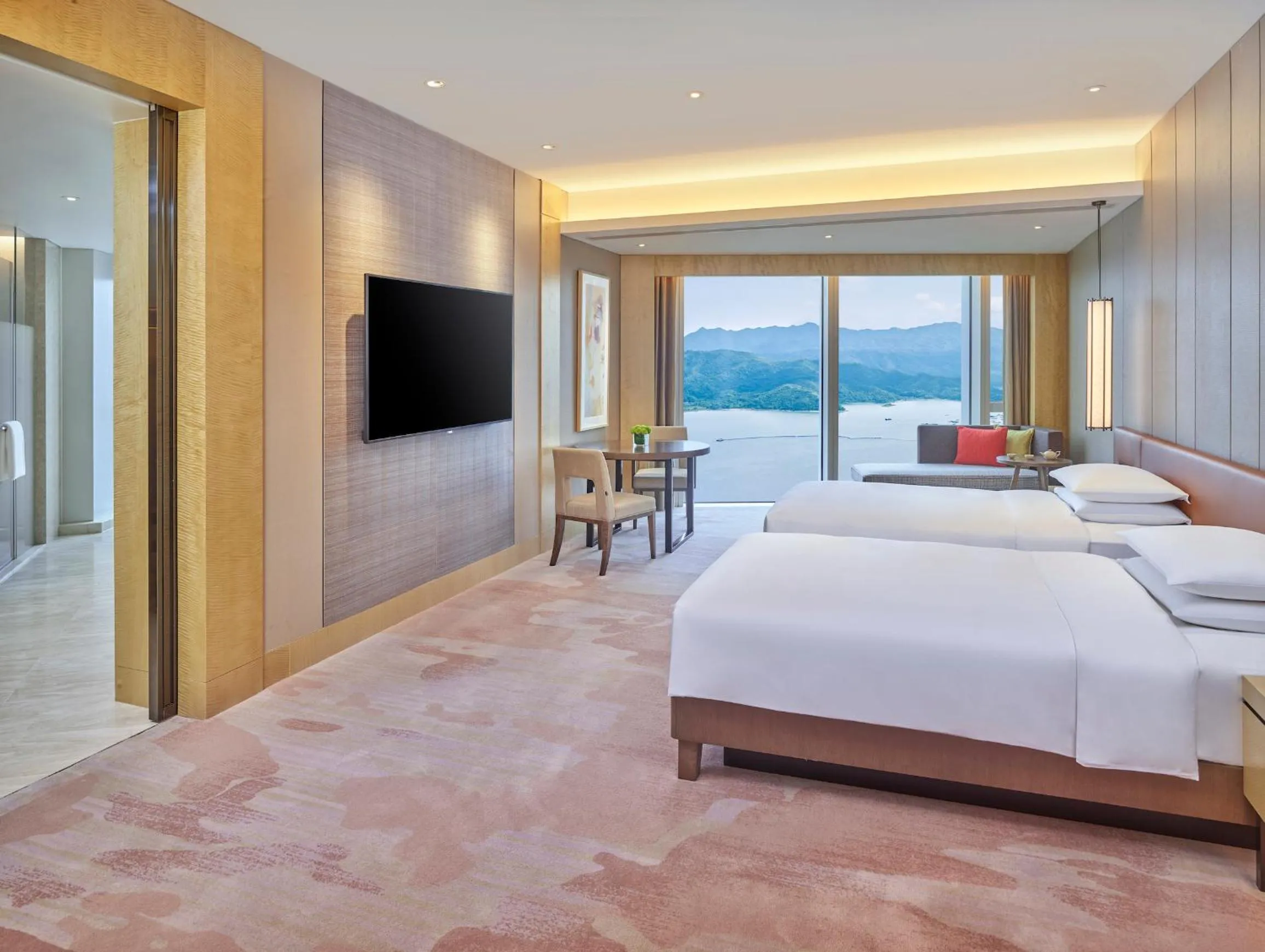 Deluxe Twin Room with Ocean View   in Hyatt Regency Shenzhen Yantian