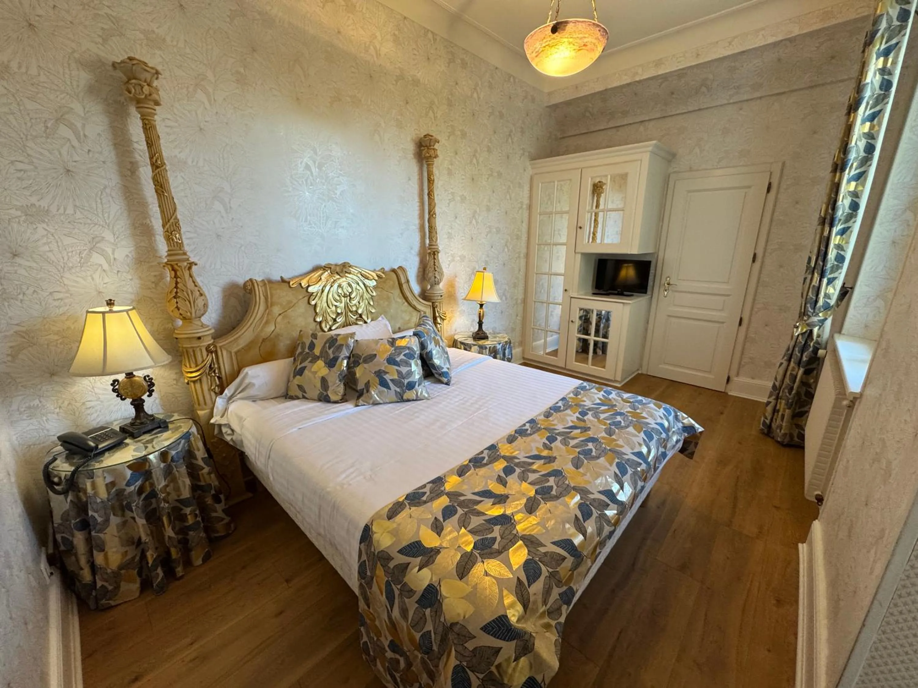 Prestige Double or Twin Room in Hotel Restaurant Du Parc