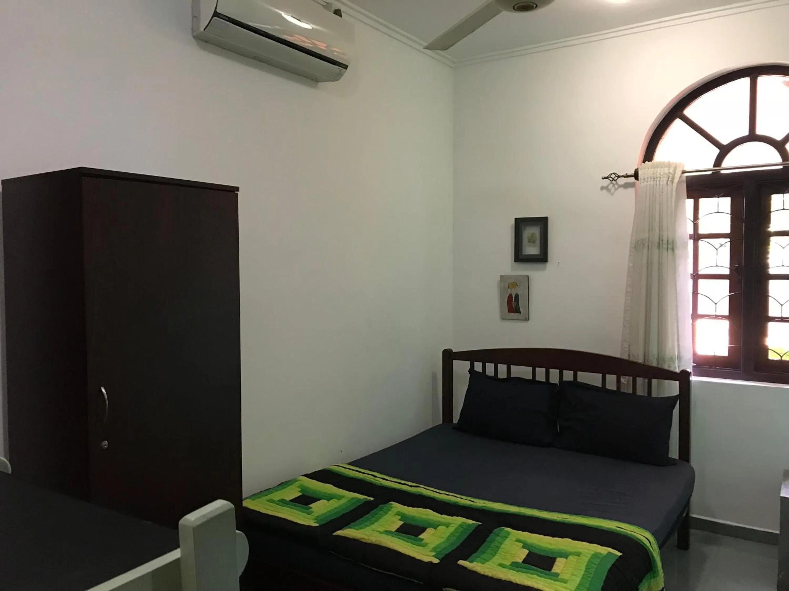 Deluxe Single Room in Breeze of Paradise