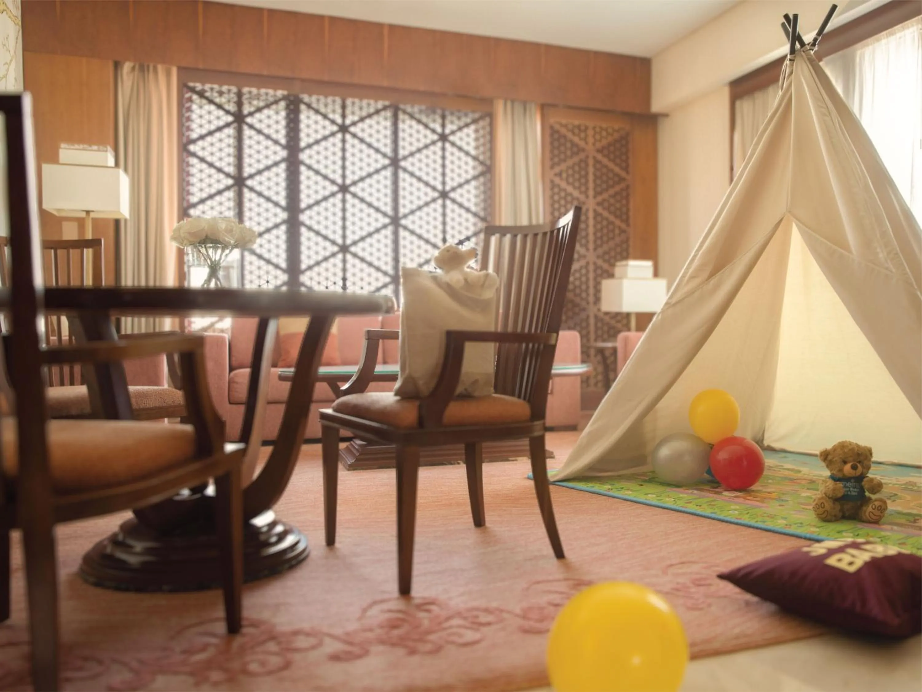 Club Deluxe Ocean Suite with Balcony with direct access to the Executive Lounge in Jumeirah Messilah Beach Kuwait