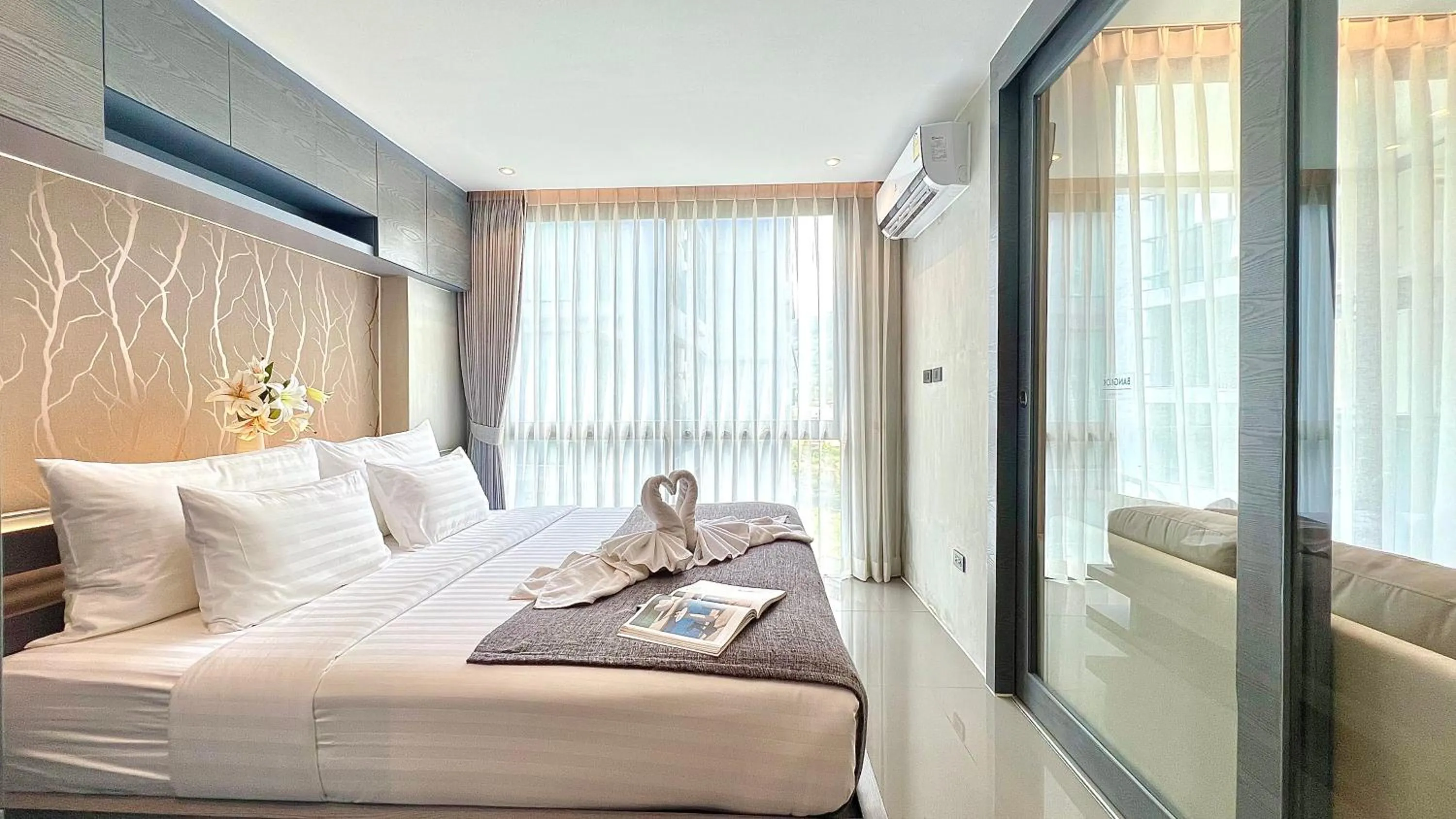  Junior Suite King in Citygate Kamala Resort and Residence - Official Account