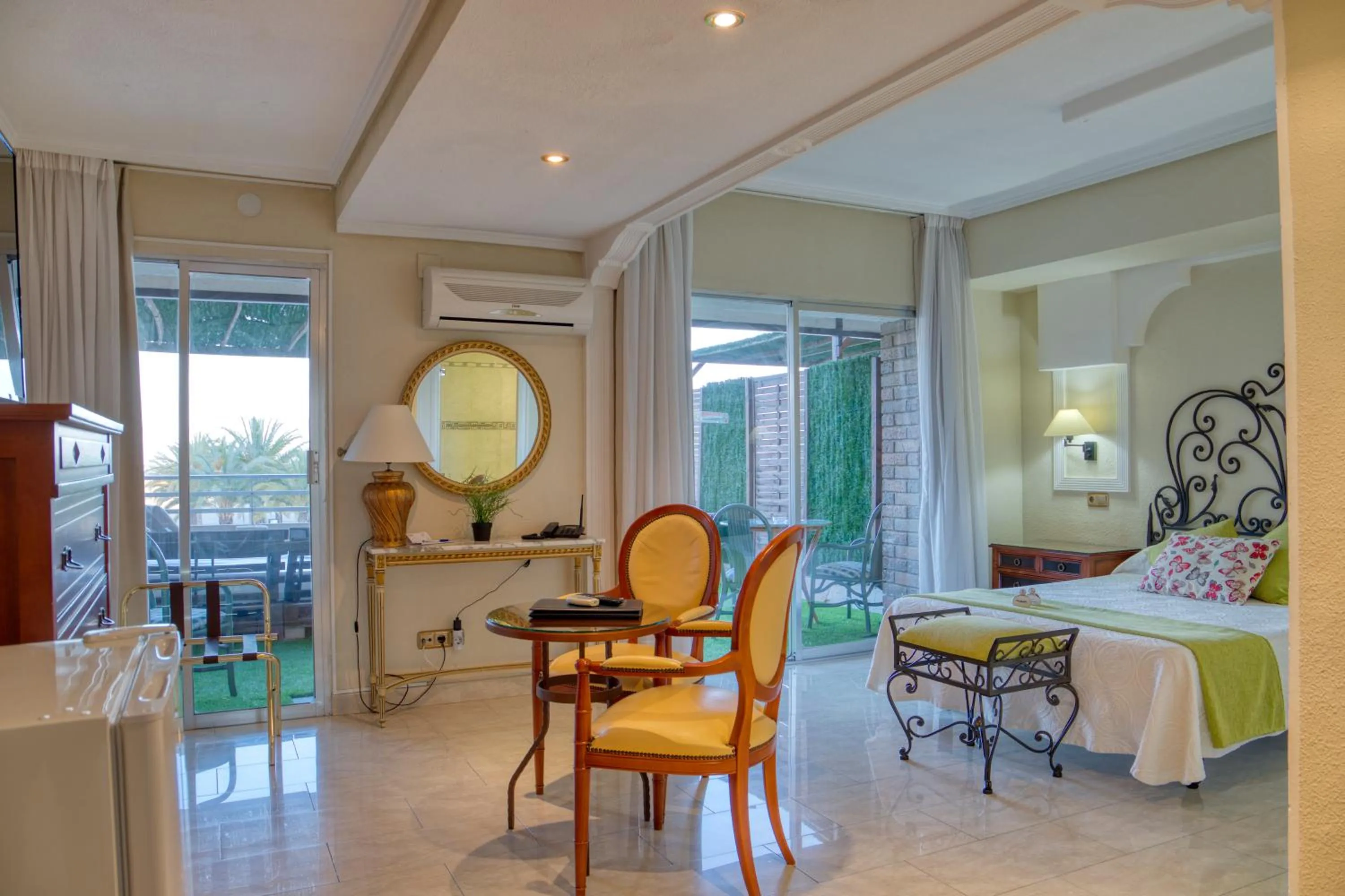 Deluxe Double Room with Spa Bath  in Hotel Polamar