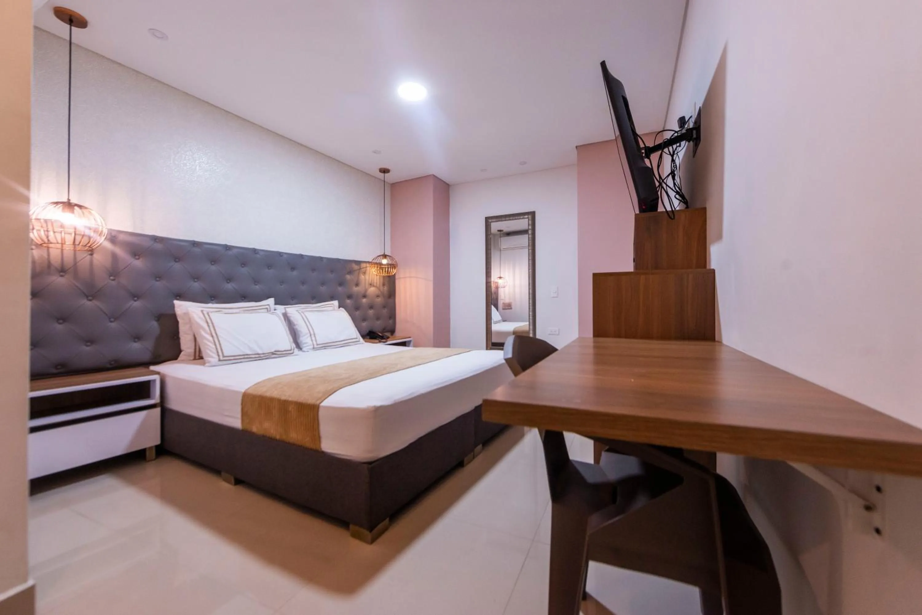Deluxe Room - single occupancy in Infinity Hotel