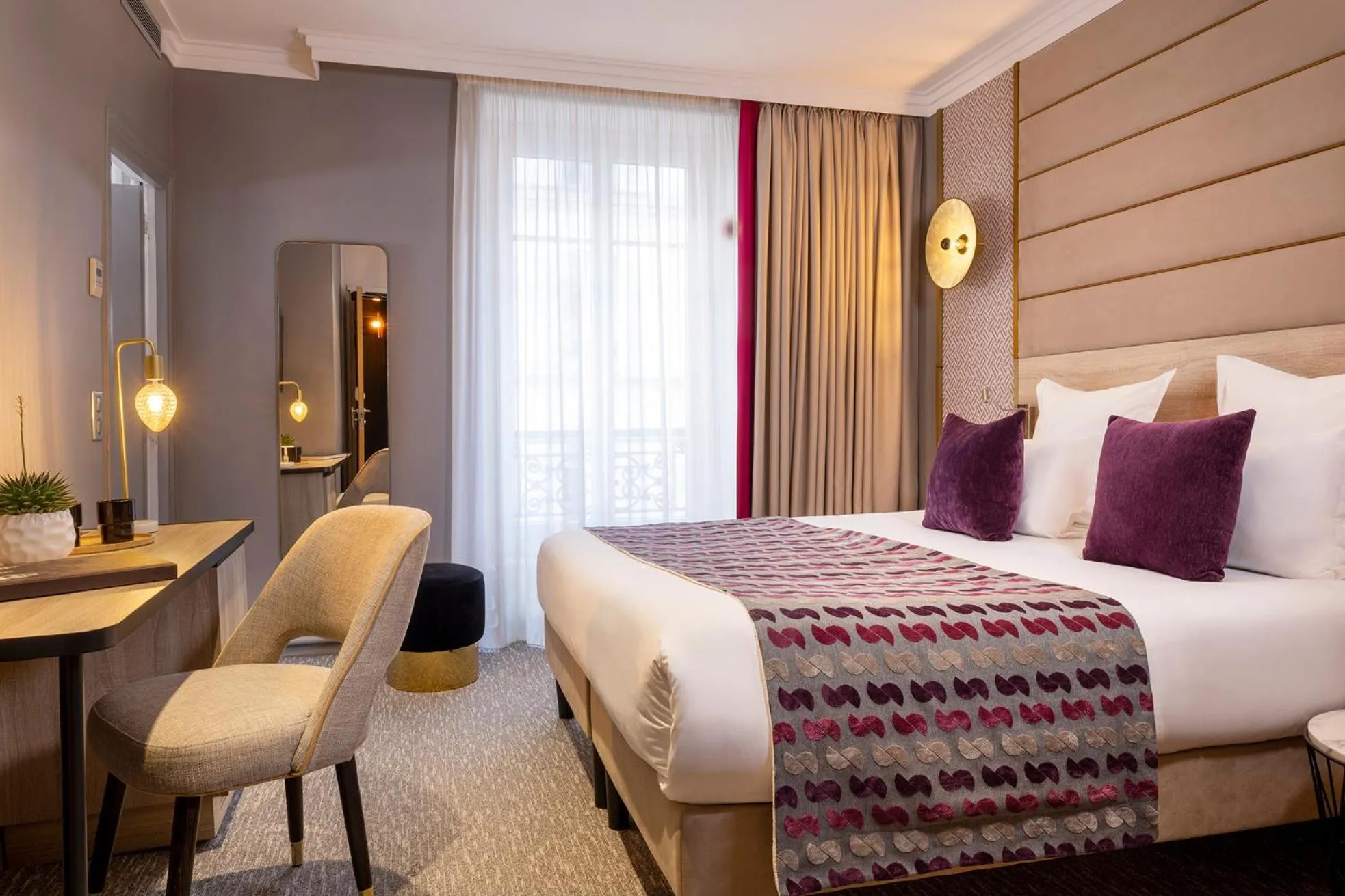 Classic Room in Hôtel Nude Paris - Color Vision