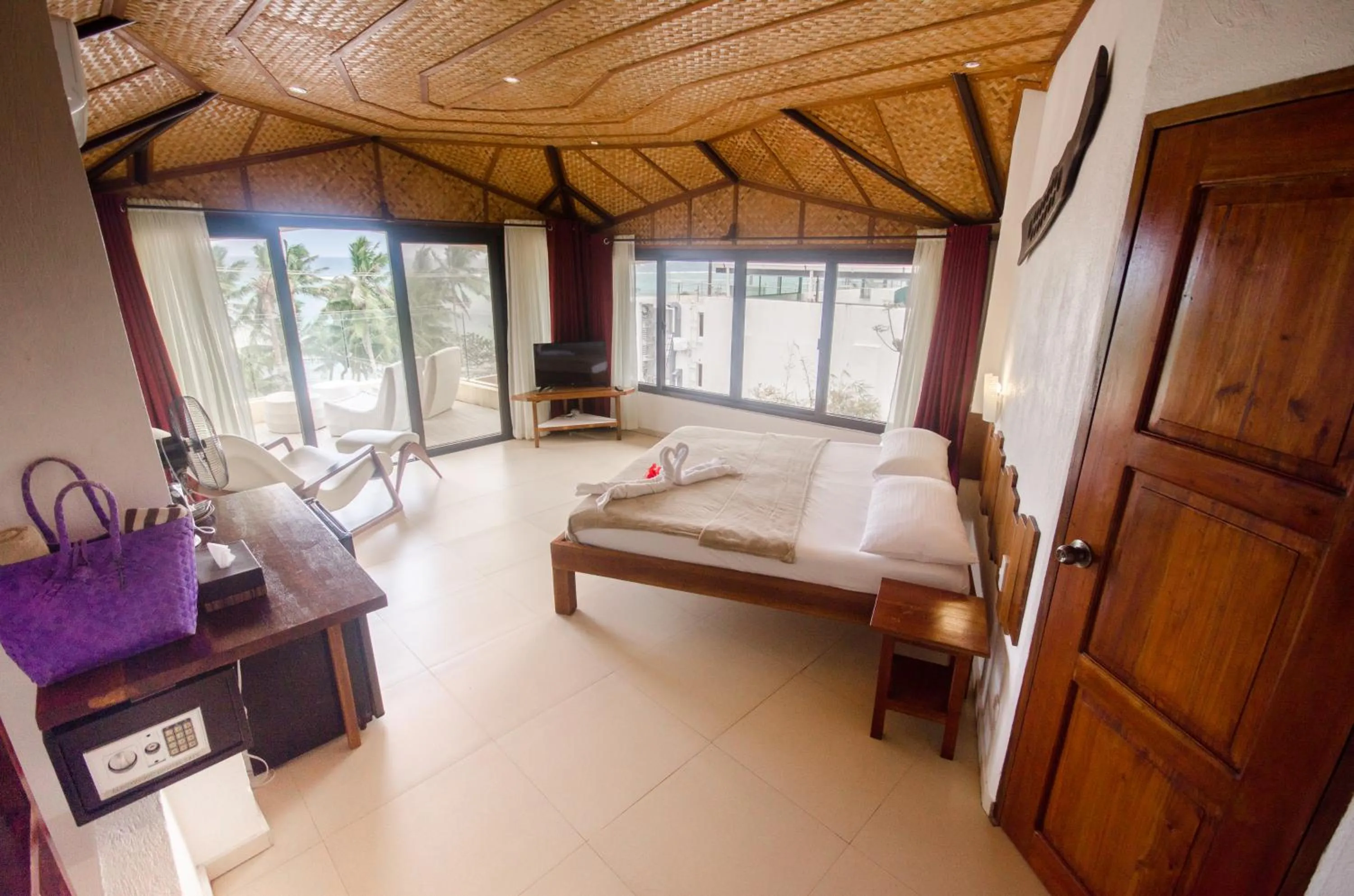 Honeymoon Room in Ralph's Place