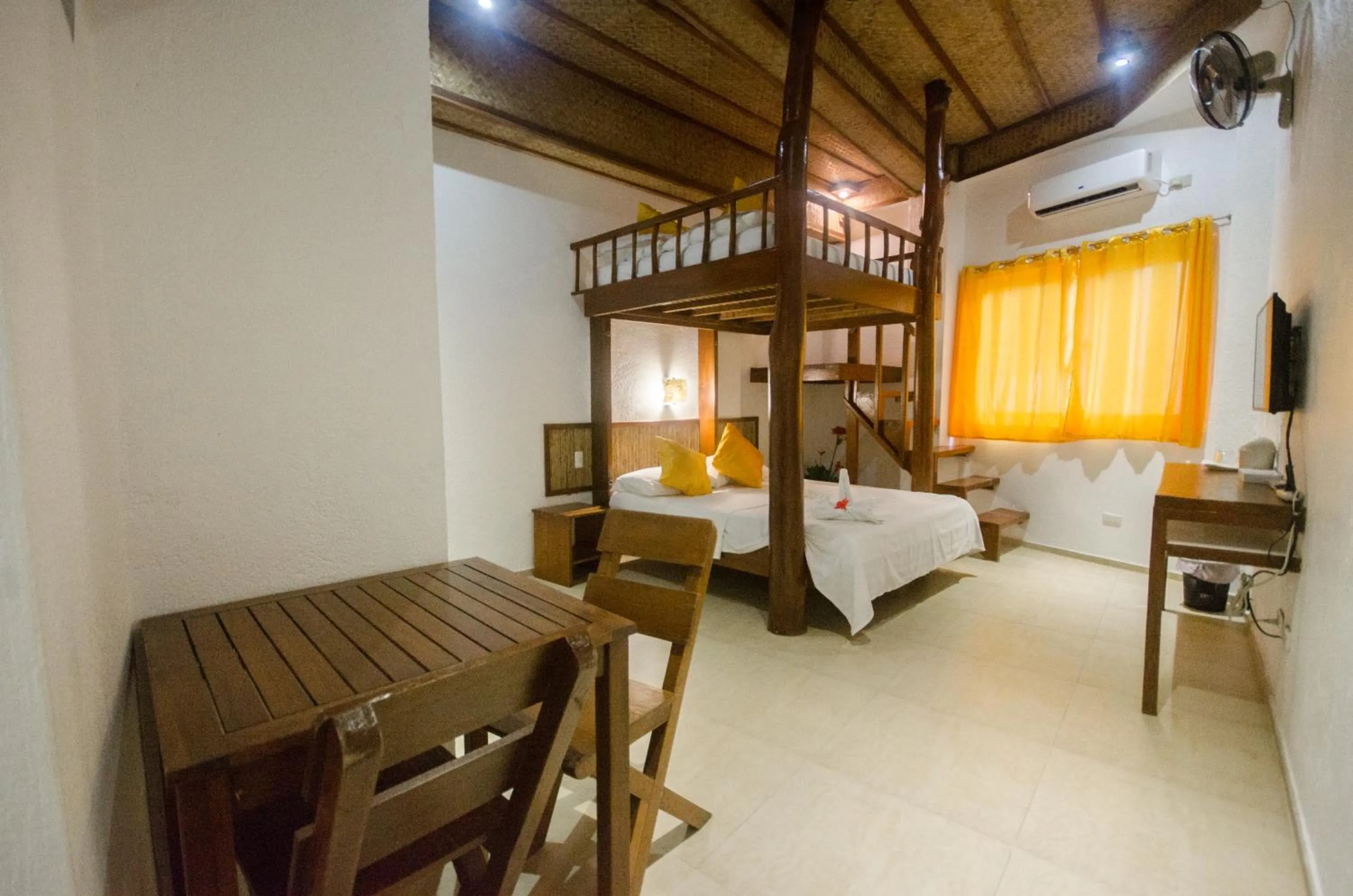 Deluxe Family Room in Ralph's Place