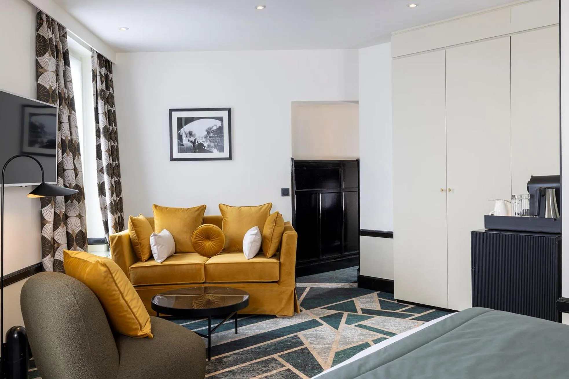 Two-Bedroom Apartment in Hôtel Aiglon