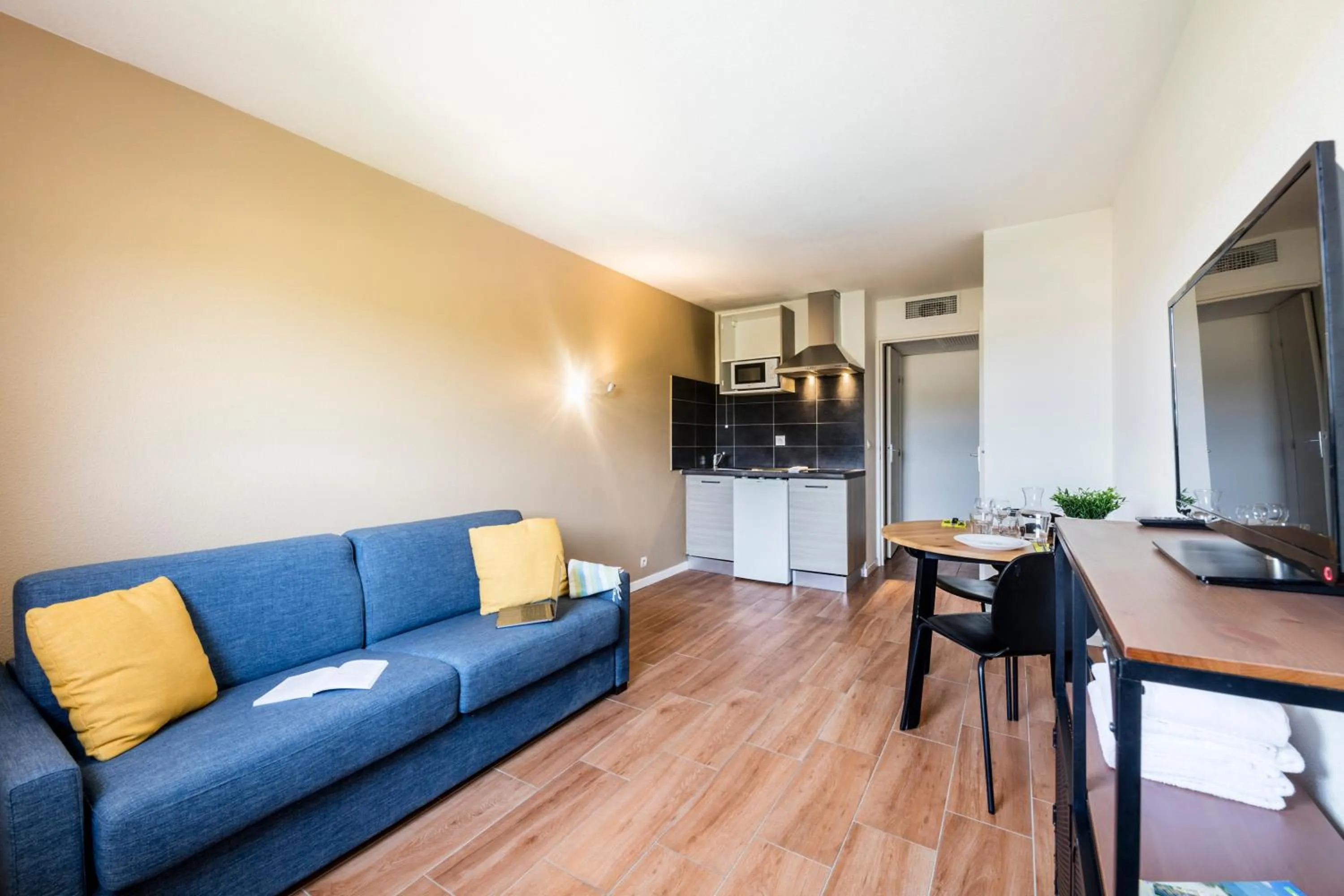 Studio (2 Adults) in Garden & City Aix En Provence - Puyricard