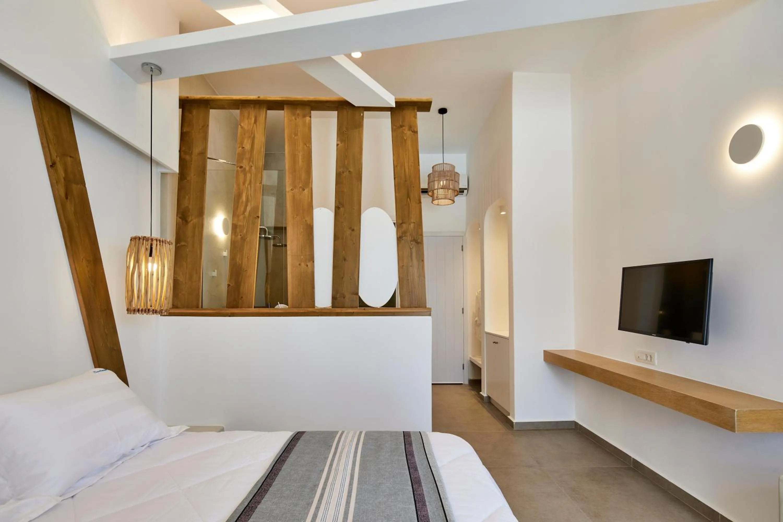 Deluxe Double Room with Panoramic Caldera View & Hot Tub in Santorini View