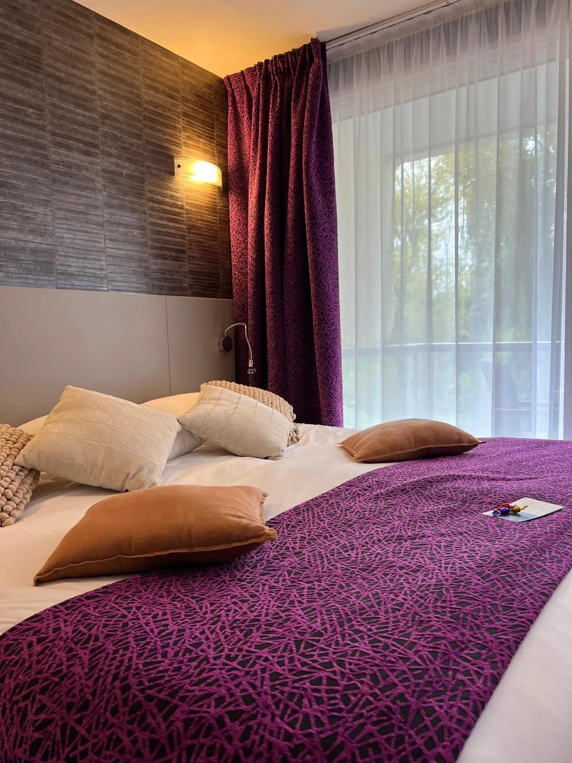 Double Room with Mountain View and Spa Access in Hotel & Spa Marina d'Adelphia