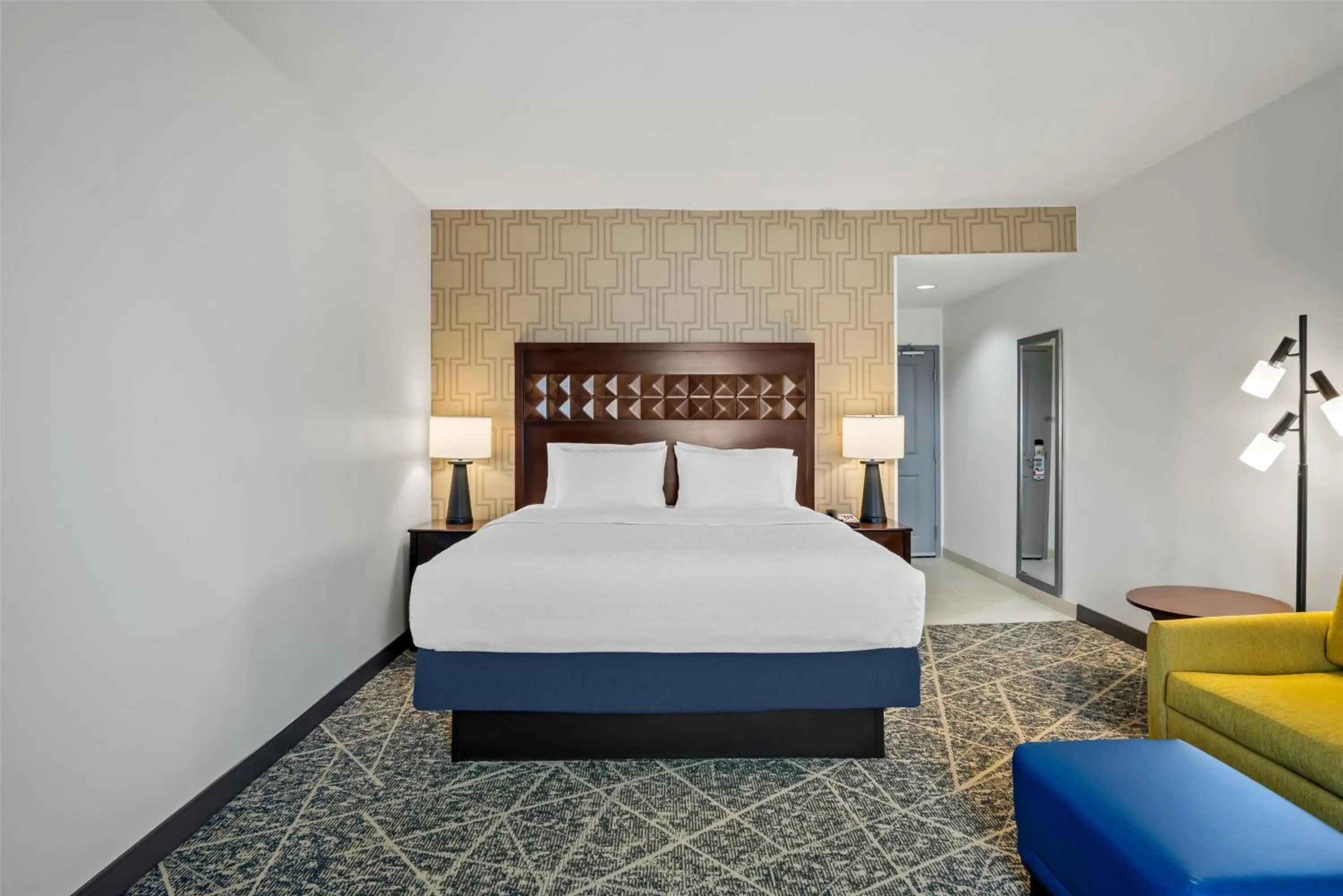 King Room with King Bed - Non-Smoking in Hampton Inn and Suites Trophy Club - Fort Worth North