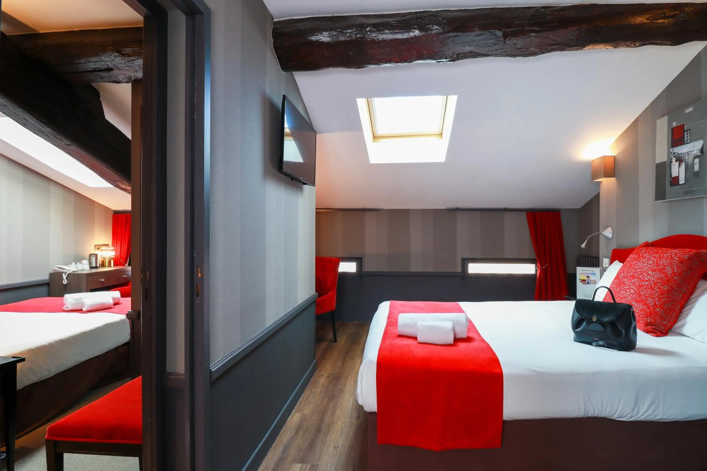 Quadruple Room in Hôtel Alexandra