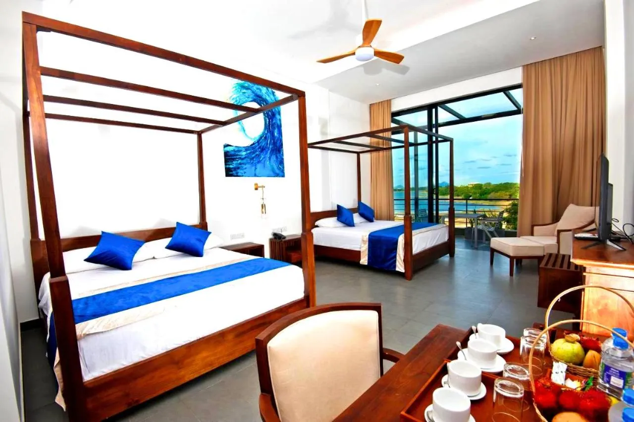 Family Suite in The Lake Forest Hotel