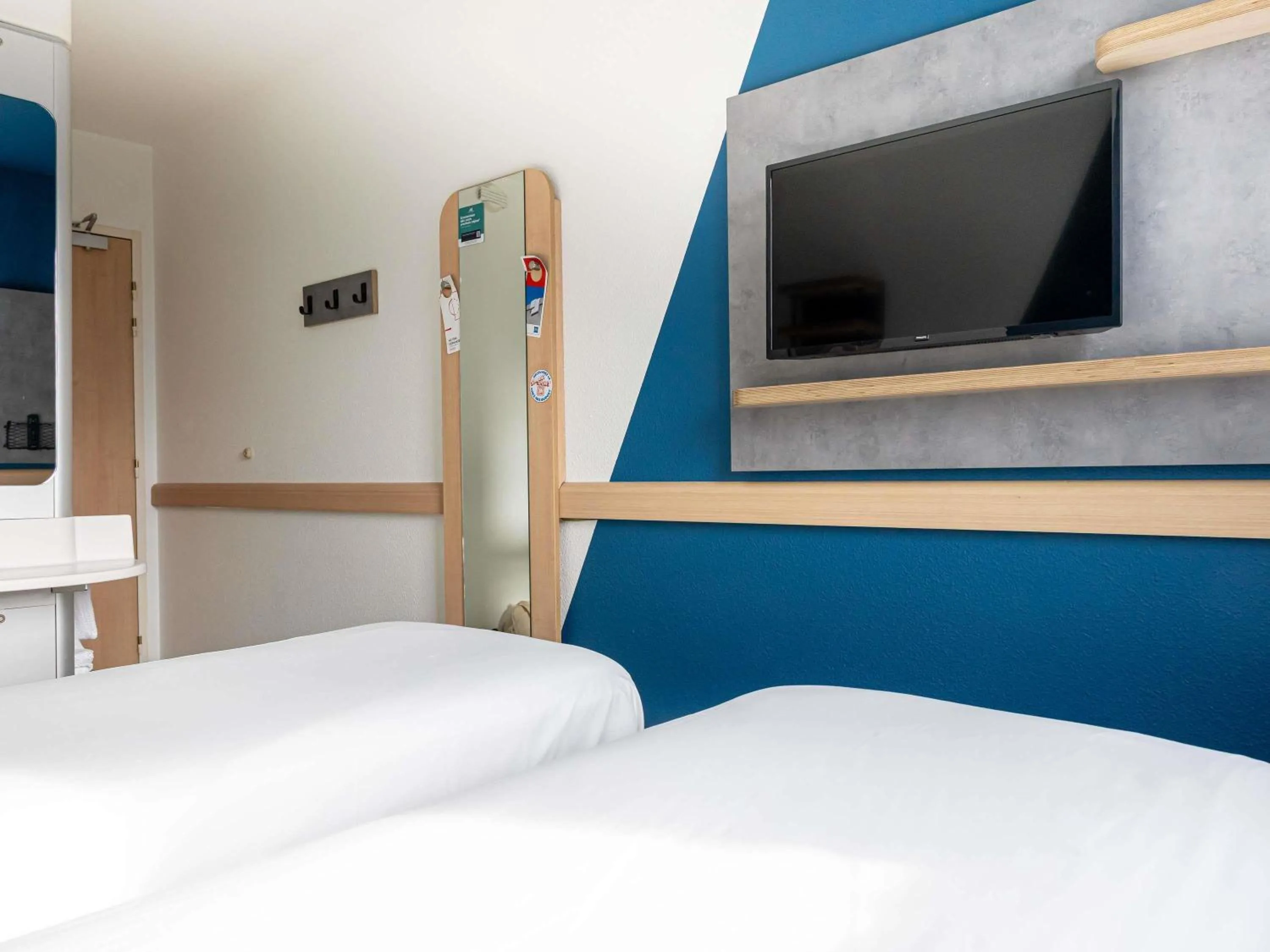 Twin Room in ibis budget Toulouse Aeroport