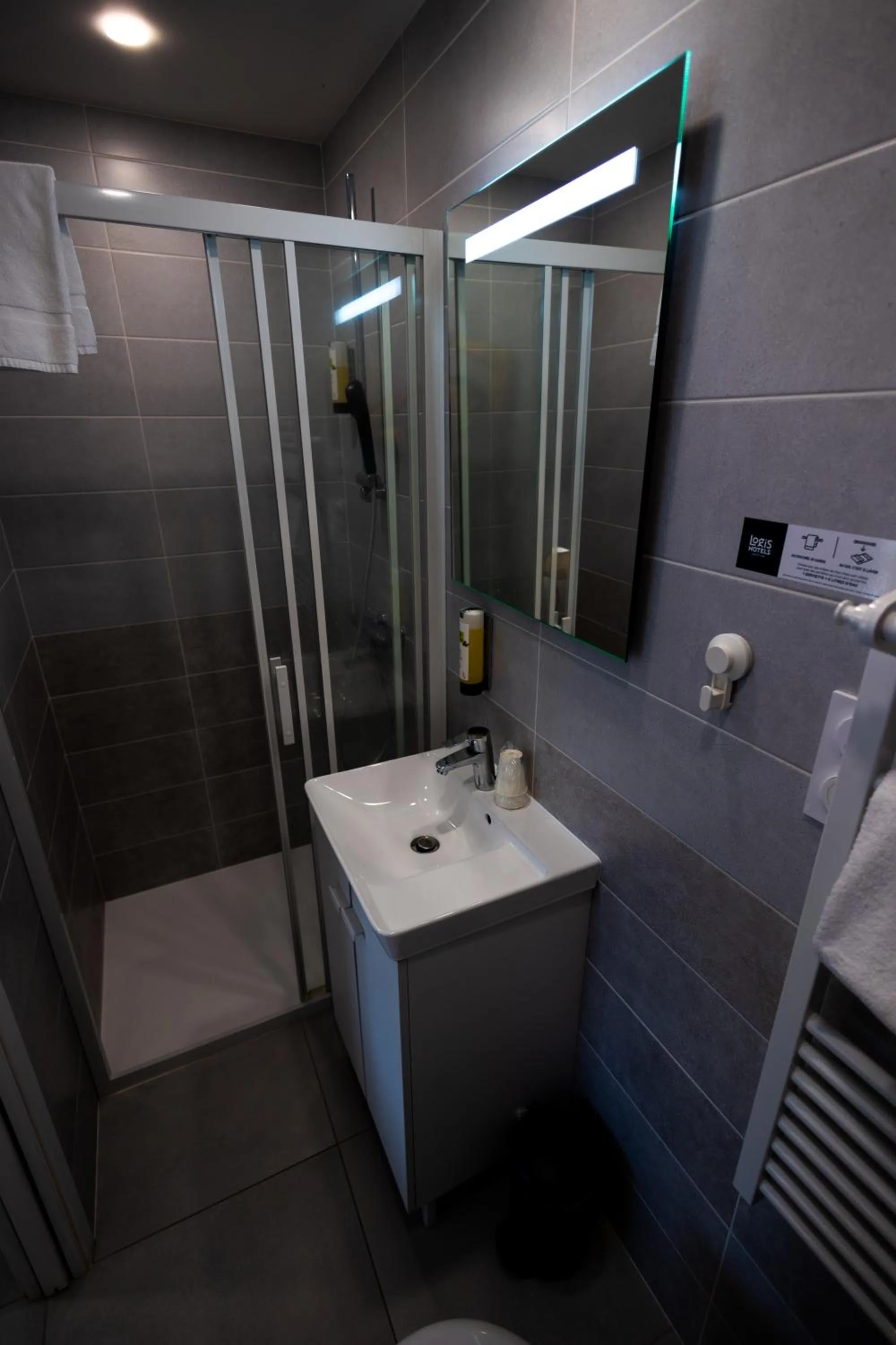 Single Room in Logis des Crêtes de Pignols