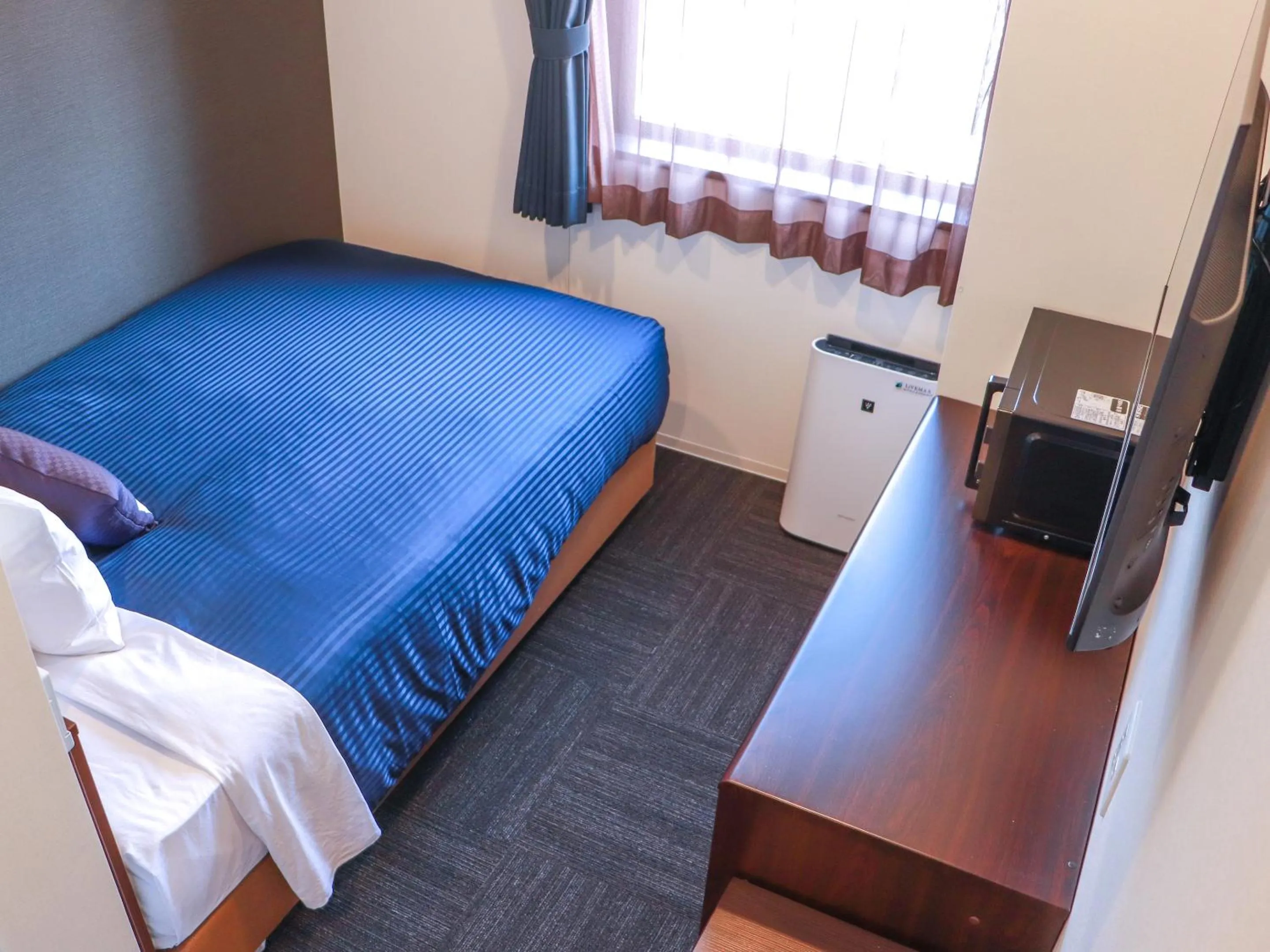 Double Room with Small Double Bed - Non-Smoking in HOTEL LiVEMAX Chiba Minato Eki-mae