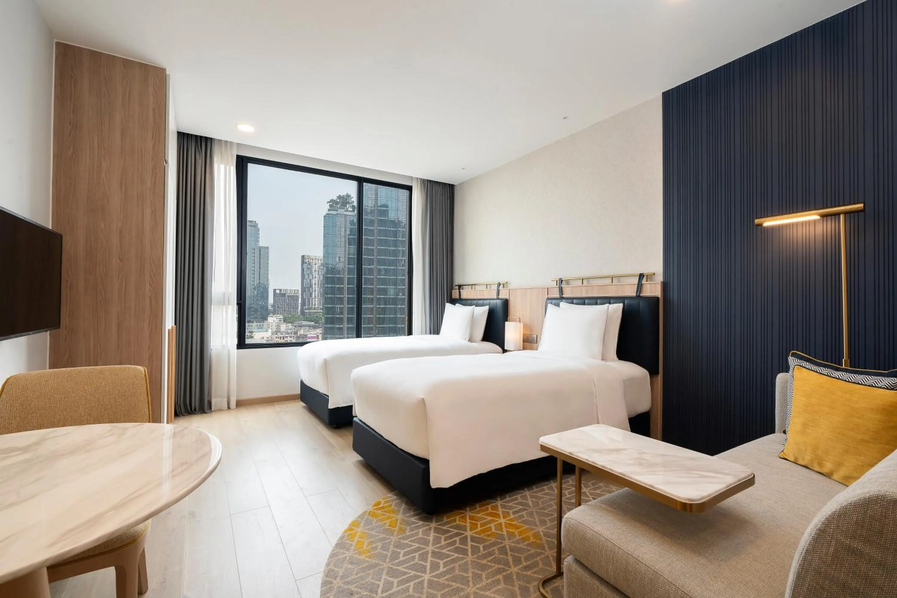 Studio Suite 2 Single Beds in Staybridge Suites Bangkok Thonglor by IHG