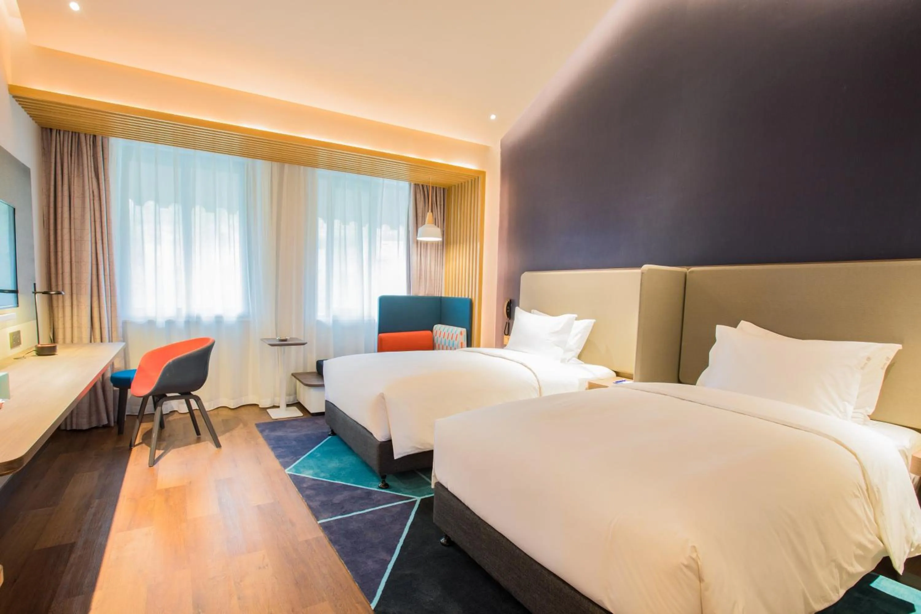 Standard Twin Room in Holiday Inn Express Guizhou Qinglong by IHG
