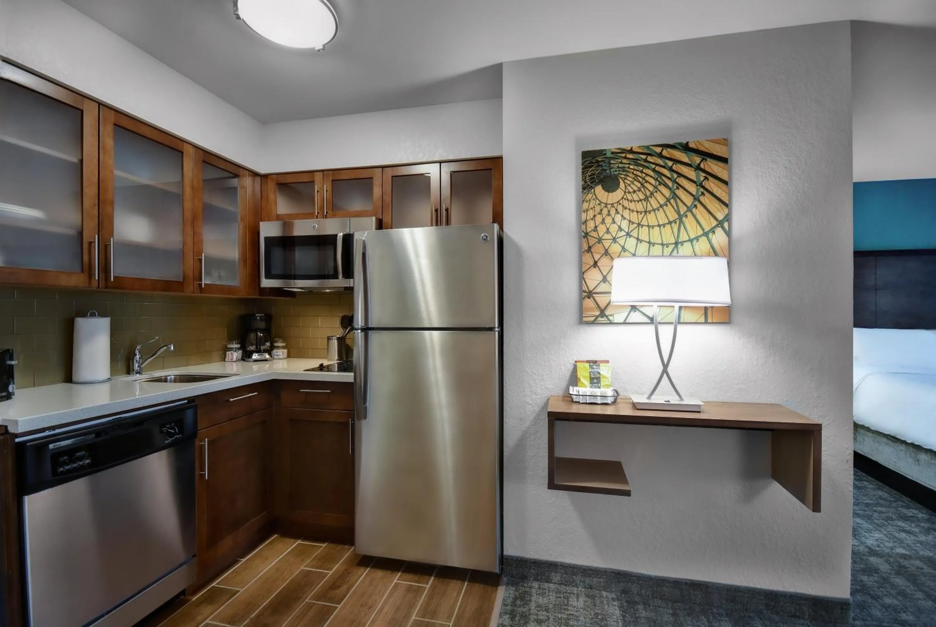 King Studio Suite - Non-Smoking in Staybridge Suites - Holland by IHG