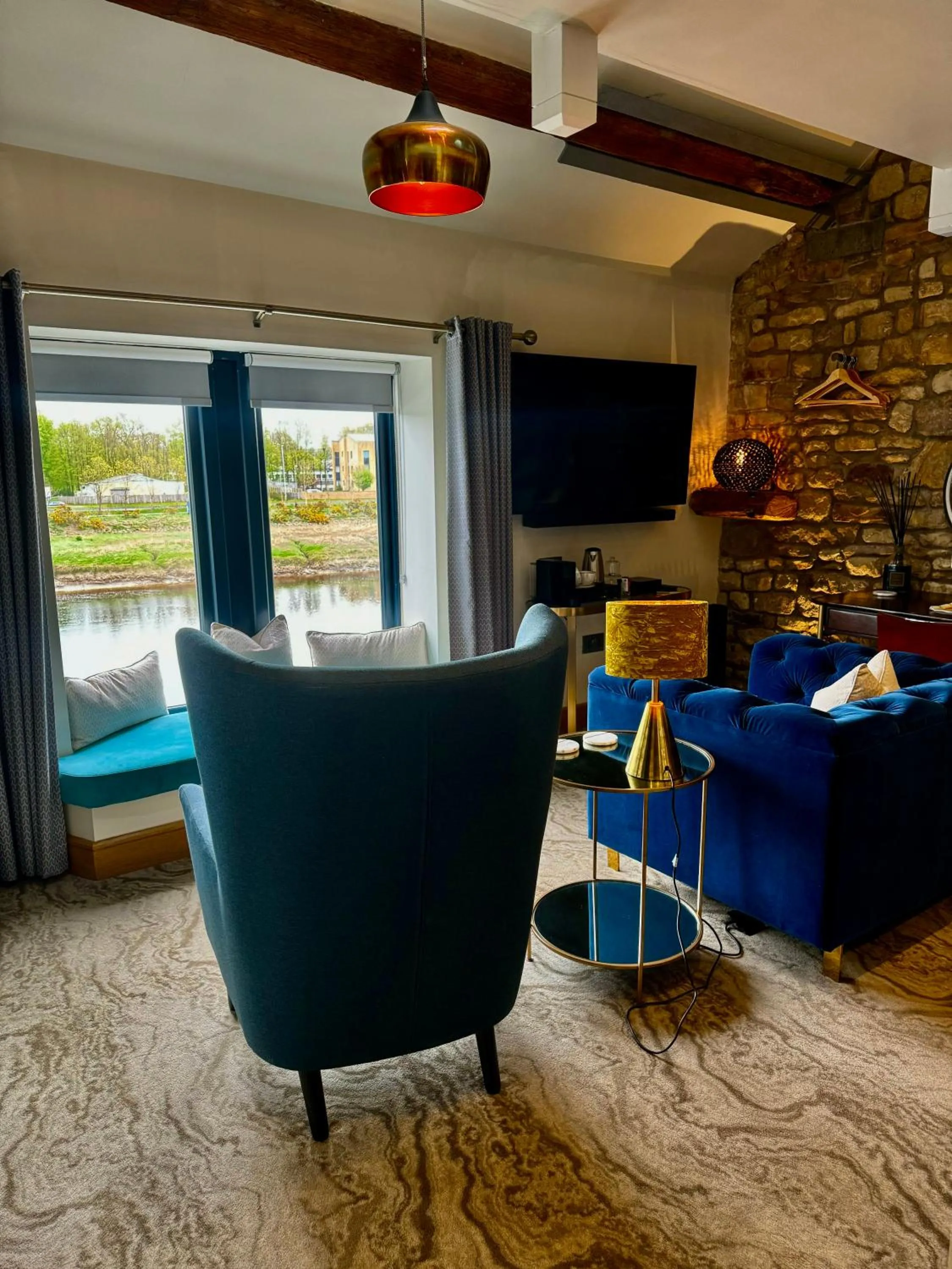 Duplex Suite in Quite Simply French