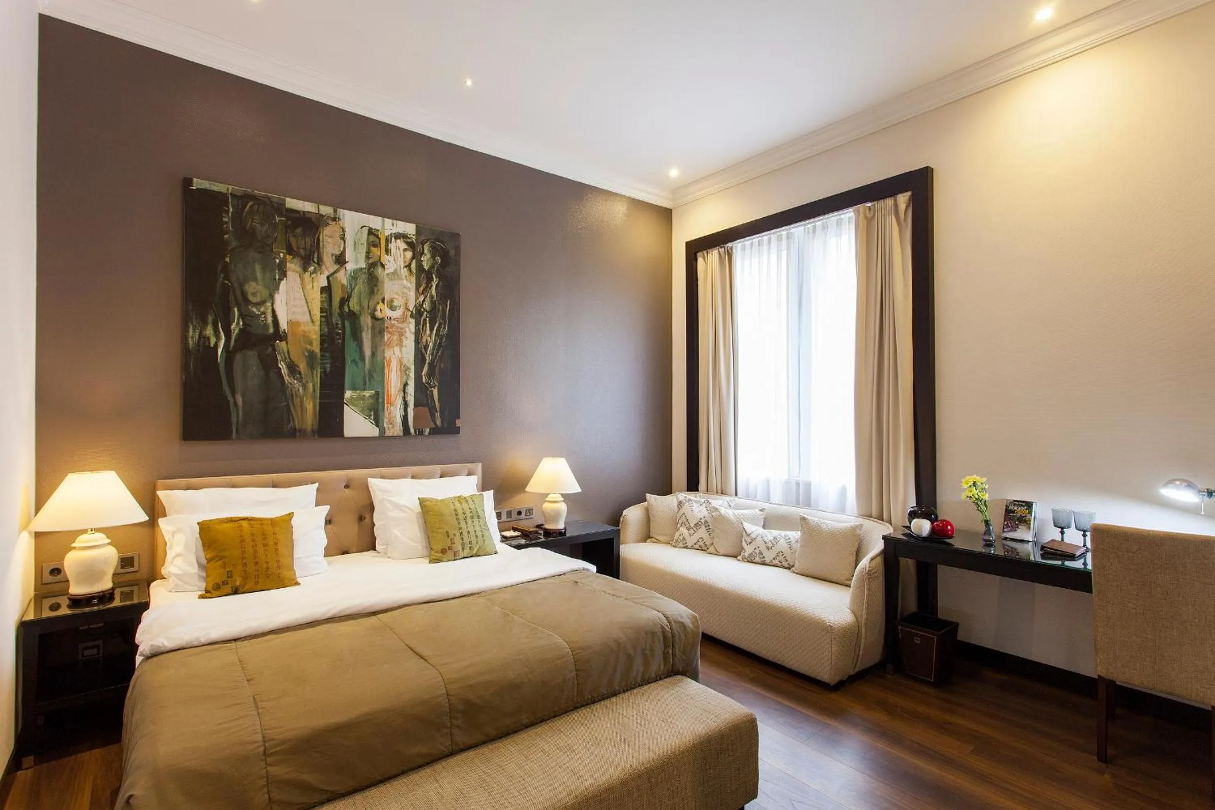 Superior Double Room in Quentin Boutique Hotel