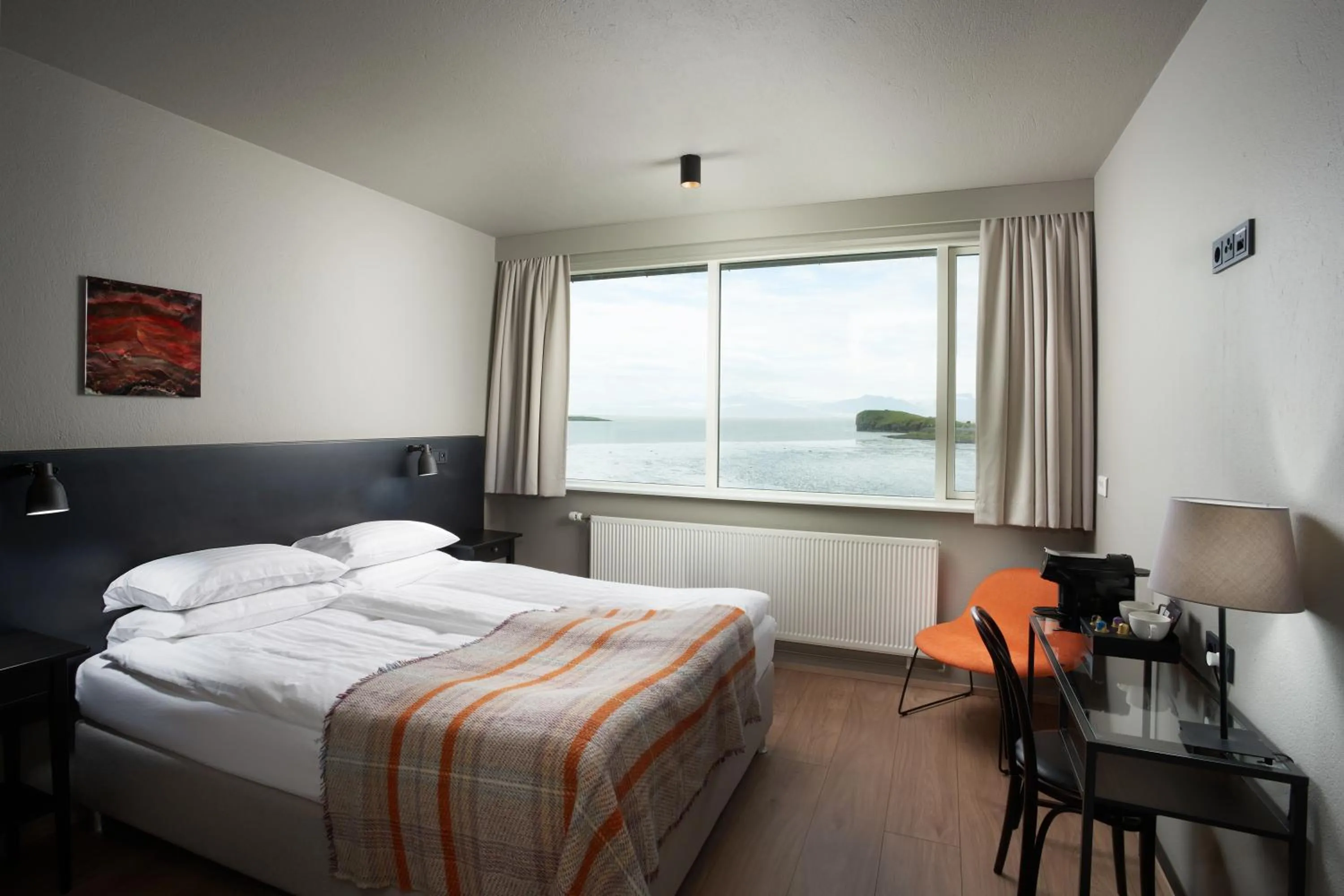 Queen Room in Höfn - Berjaya Iceland Hotels