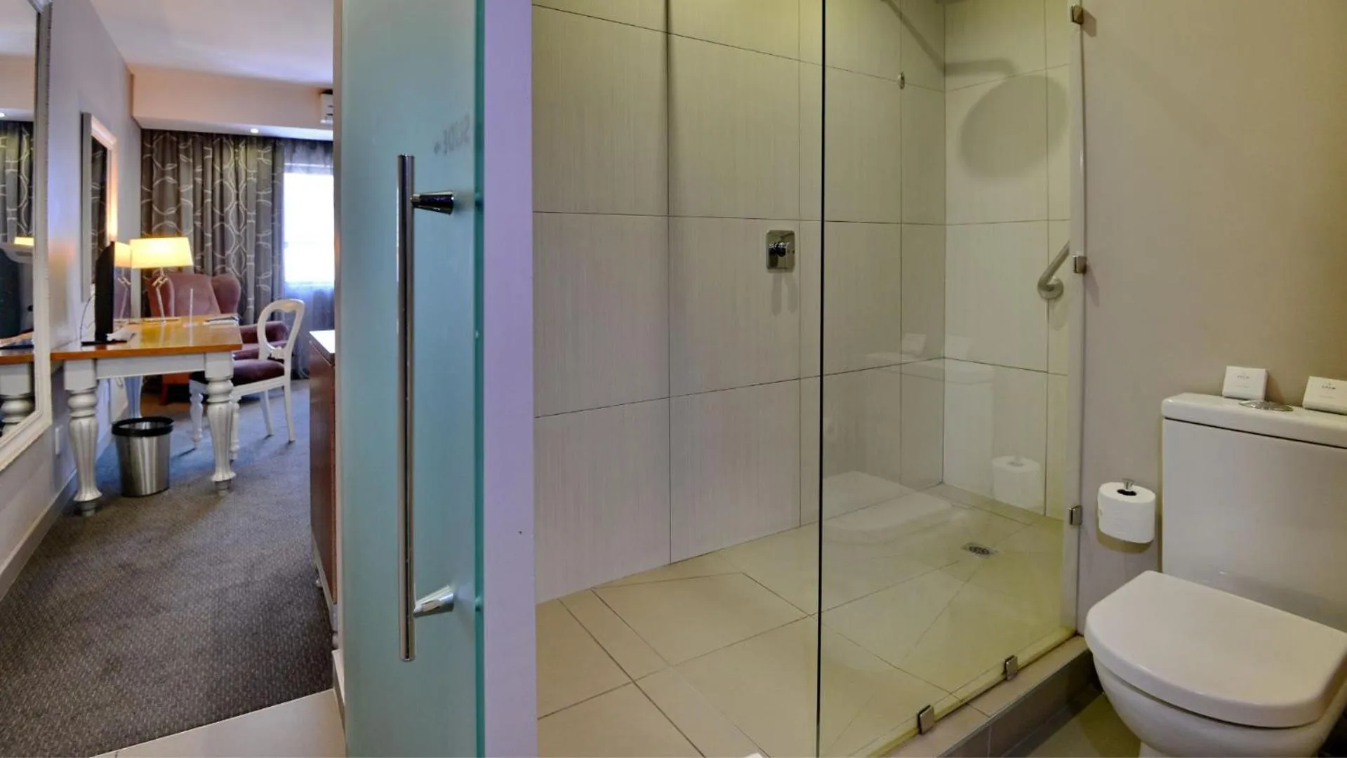 Deluxe Room - single occupancy in ANEW Hotel Hatfield Pretoria