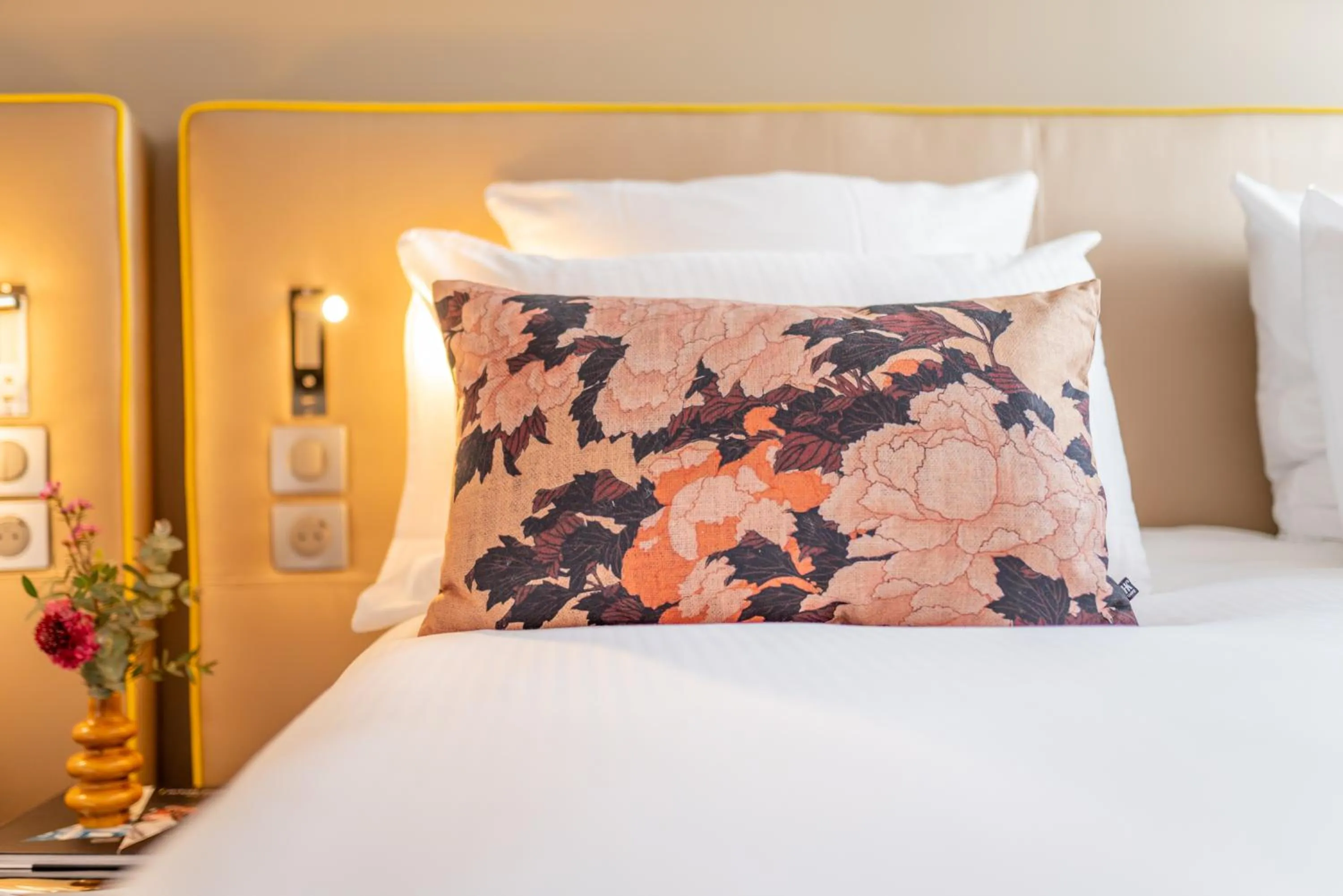 Deluxe King Room in Pullman Toulouse Airport