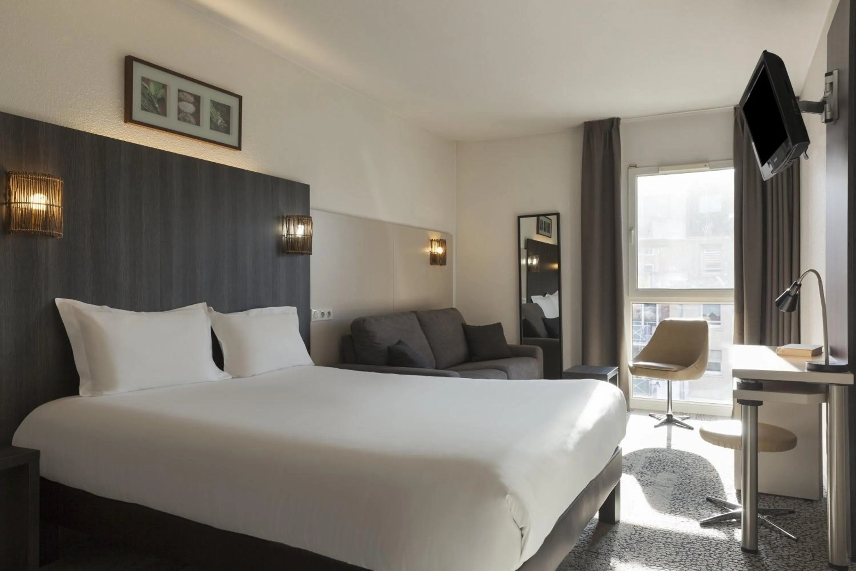 Family Room in The Originals Boutique, Hôtel-Restaurant d'Alsace, Strasbourg Sud