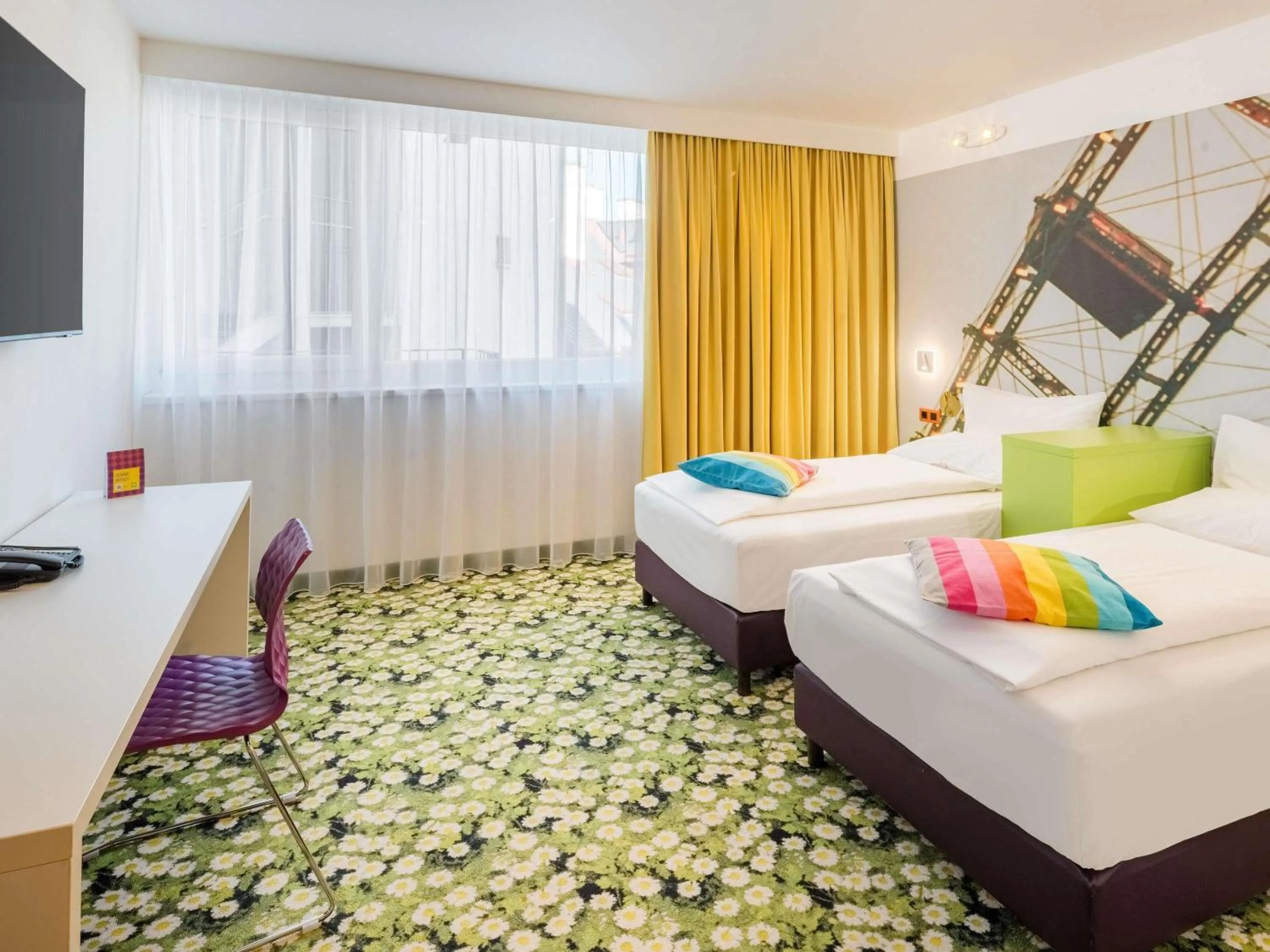 Twin Room in Ibis Styles Wien City