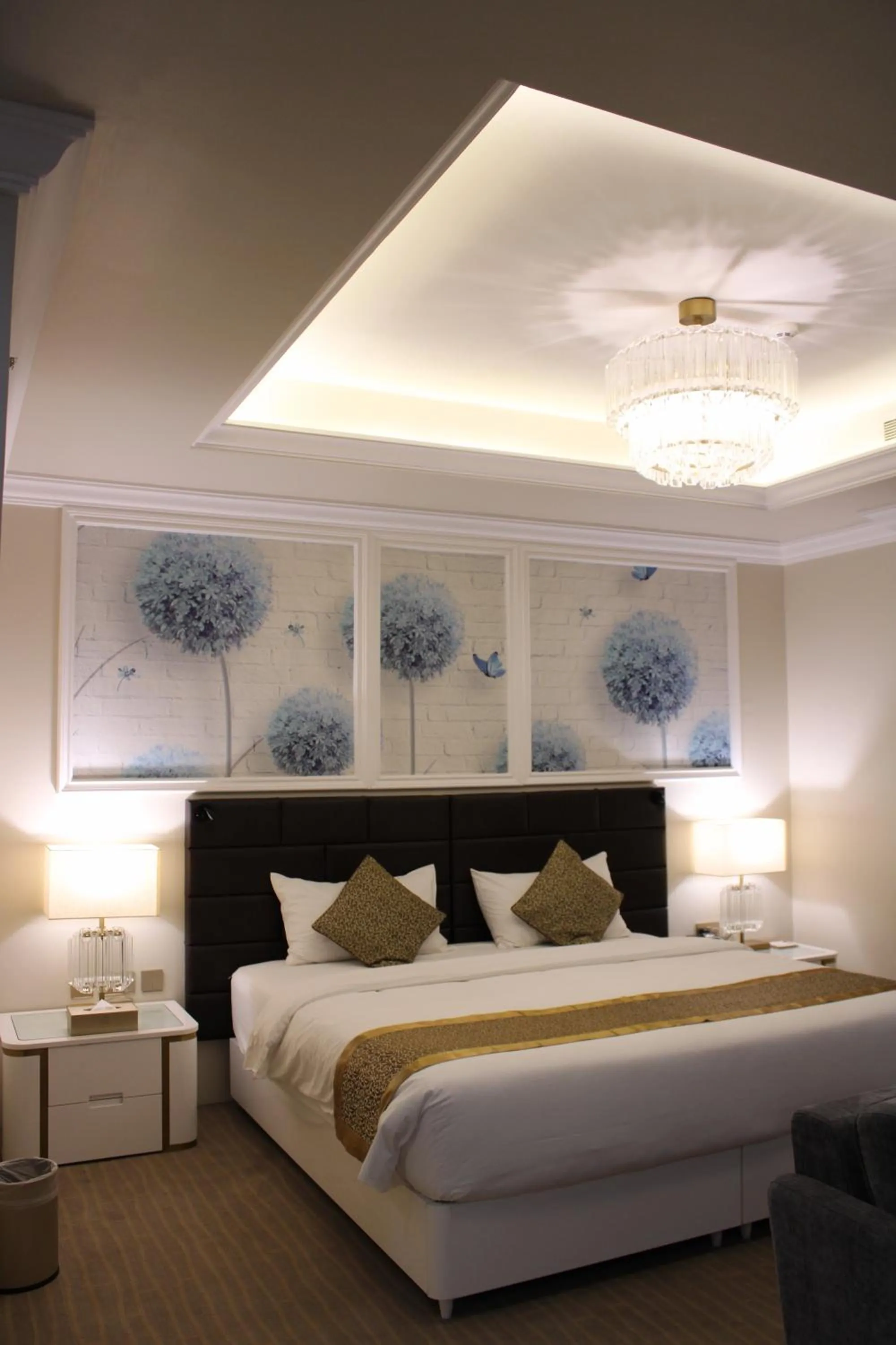 Premium Room in Remaj Hotel