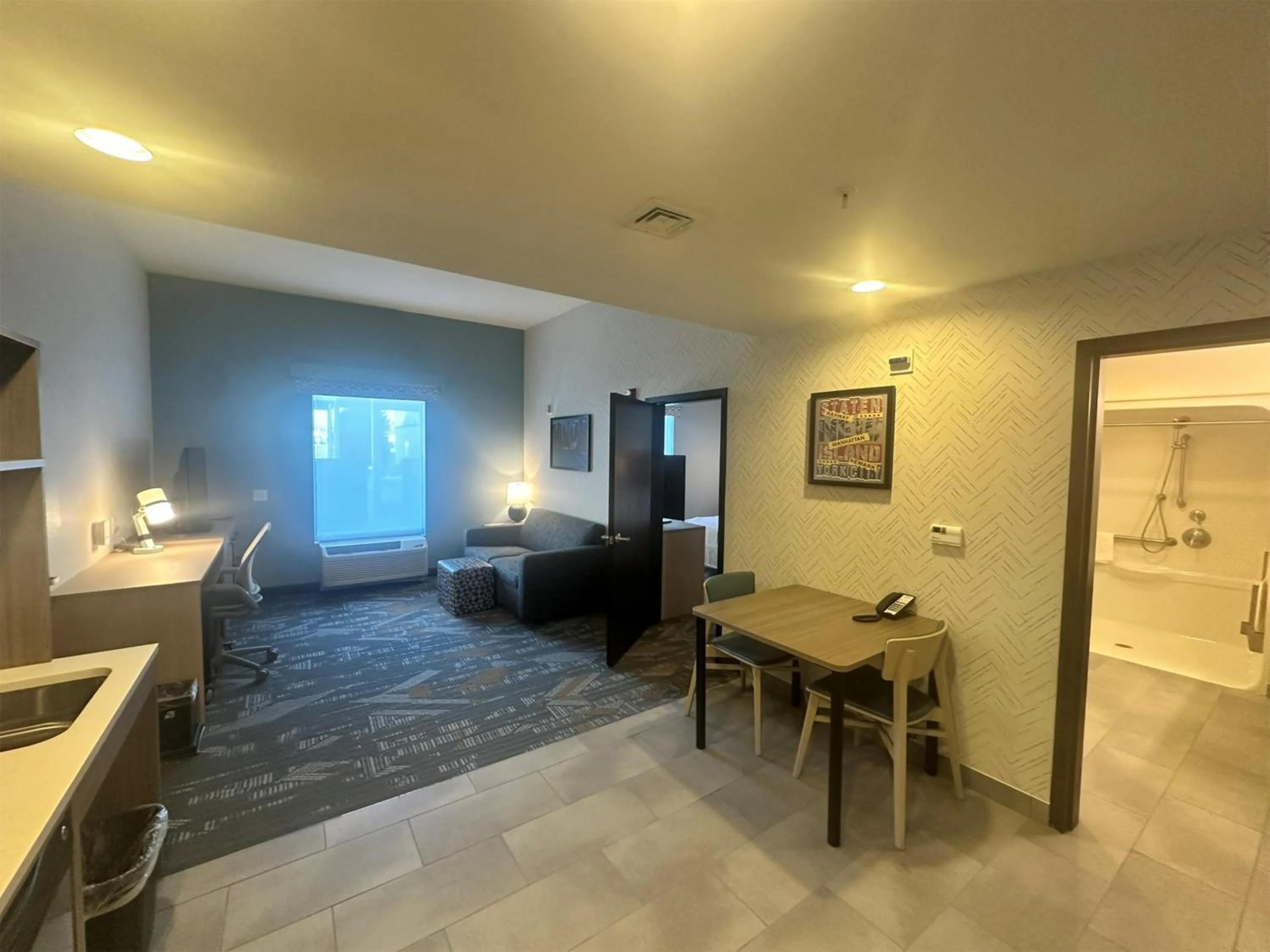 One-Bedroom King Suite - Non-Smoking in Home2 Suites by Hilton Rahway