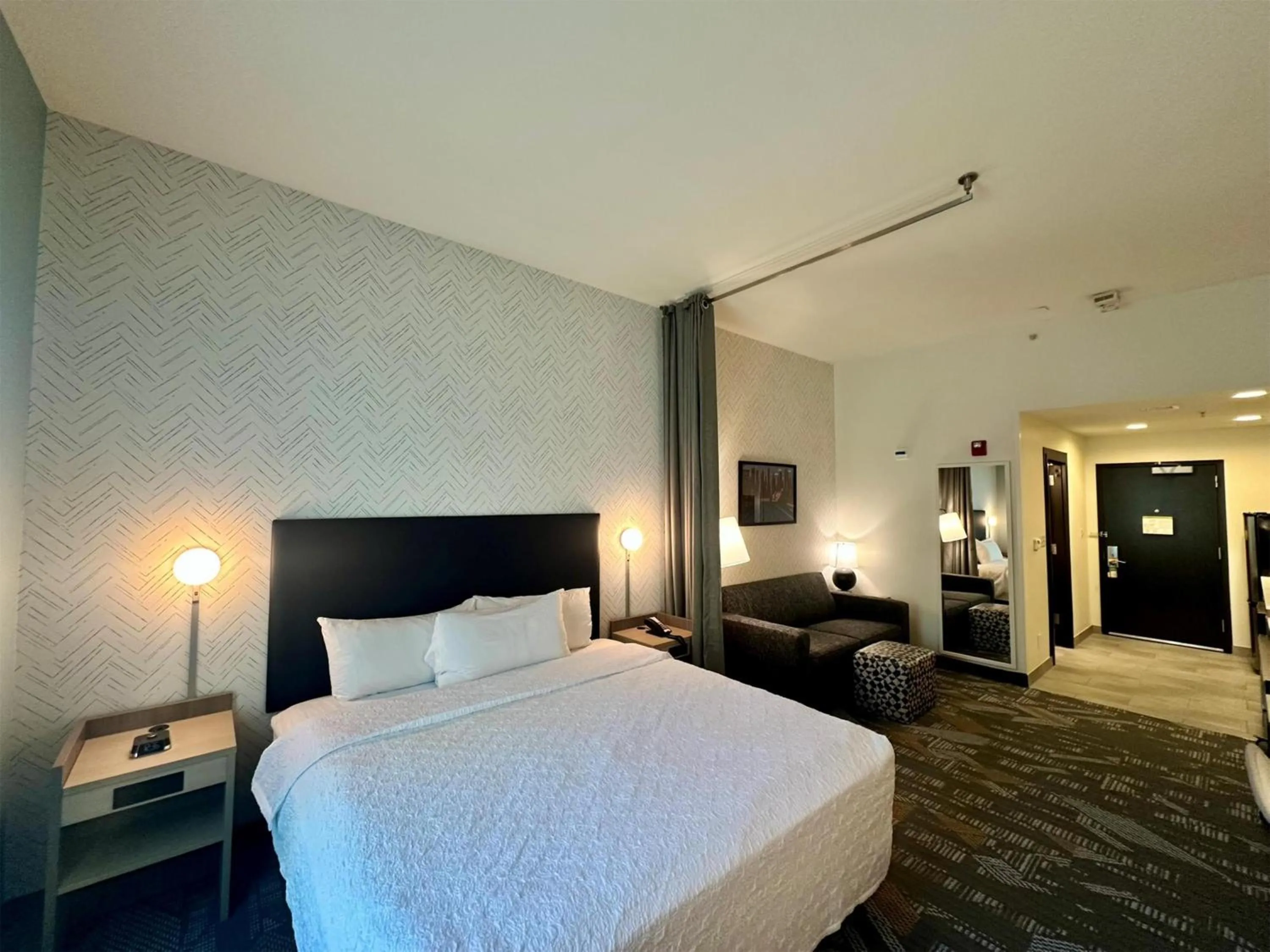 King Studio Suite - Hearing Access/Non-Smoking in Home2 Suites by Hilton Rahway