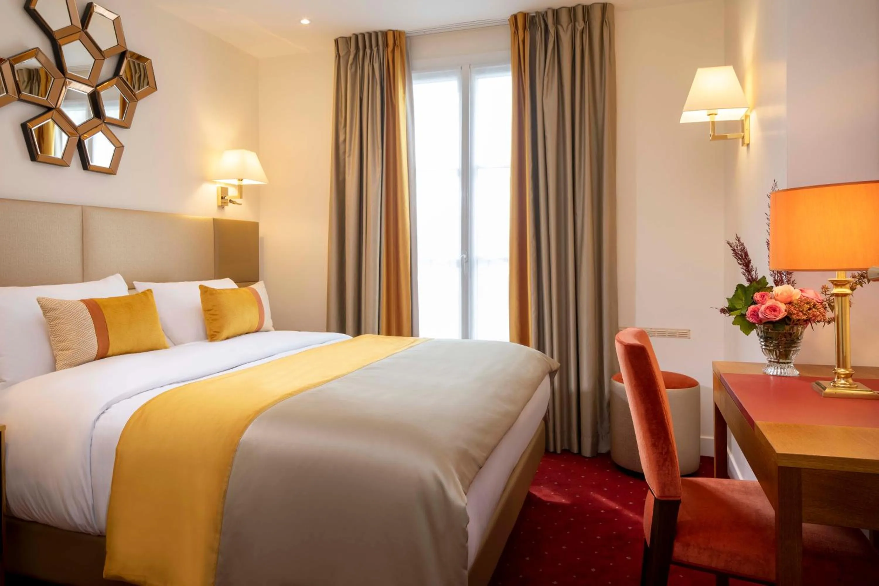 Classic Double Room in Hotel De Suede Saint Germain