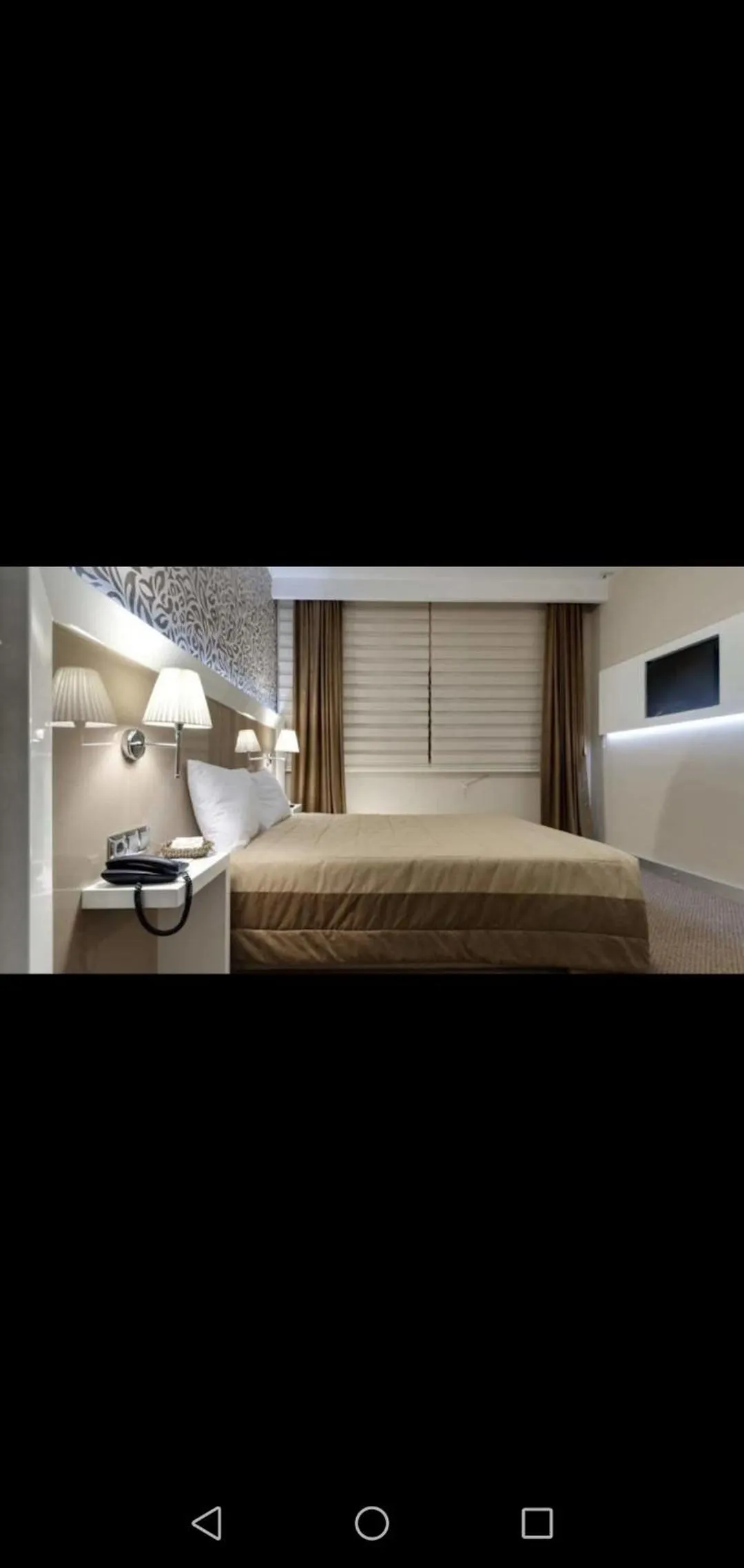 Bed in Sultan Hotel