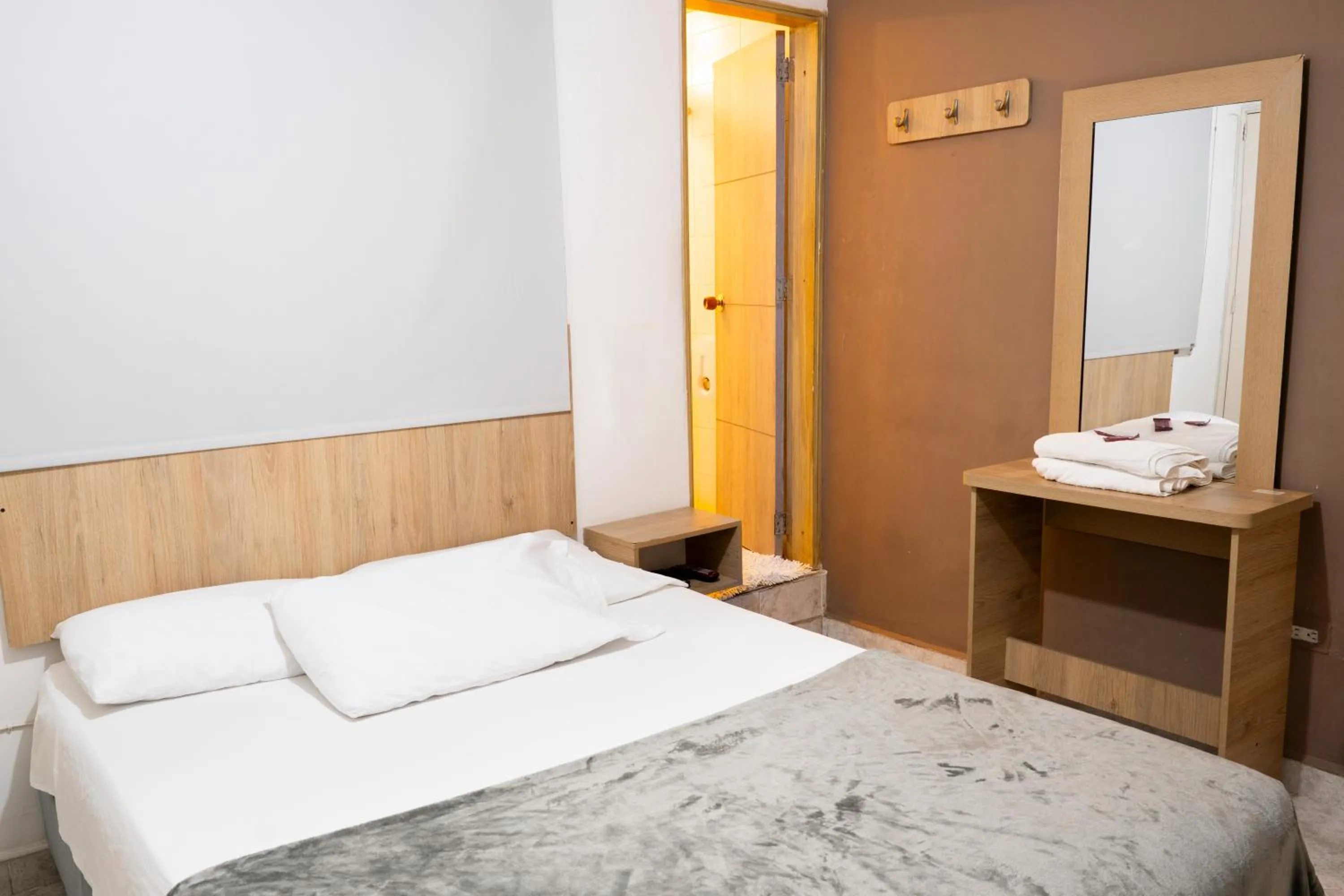 Standard Double Room with Fan - single occupancy in Hotel Colores Boutique
