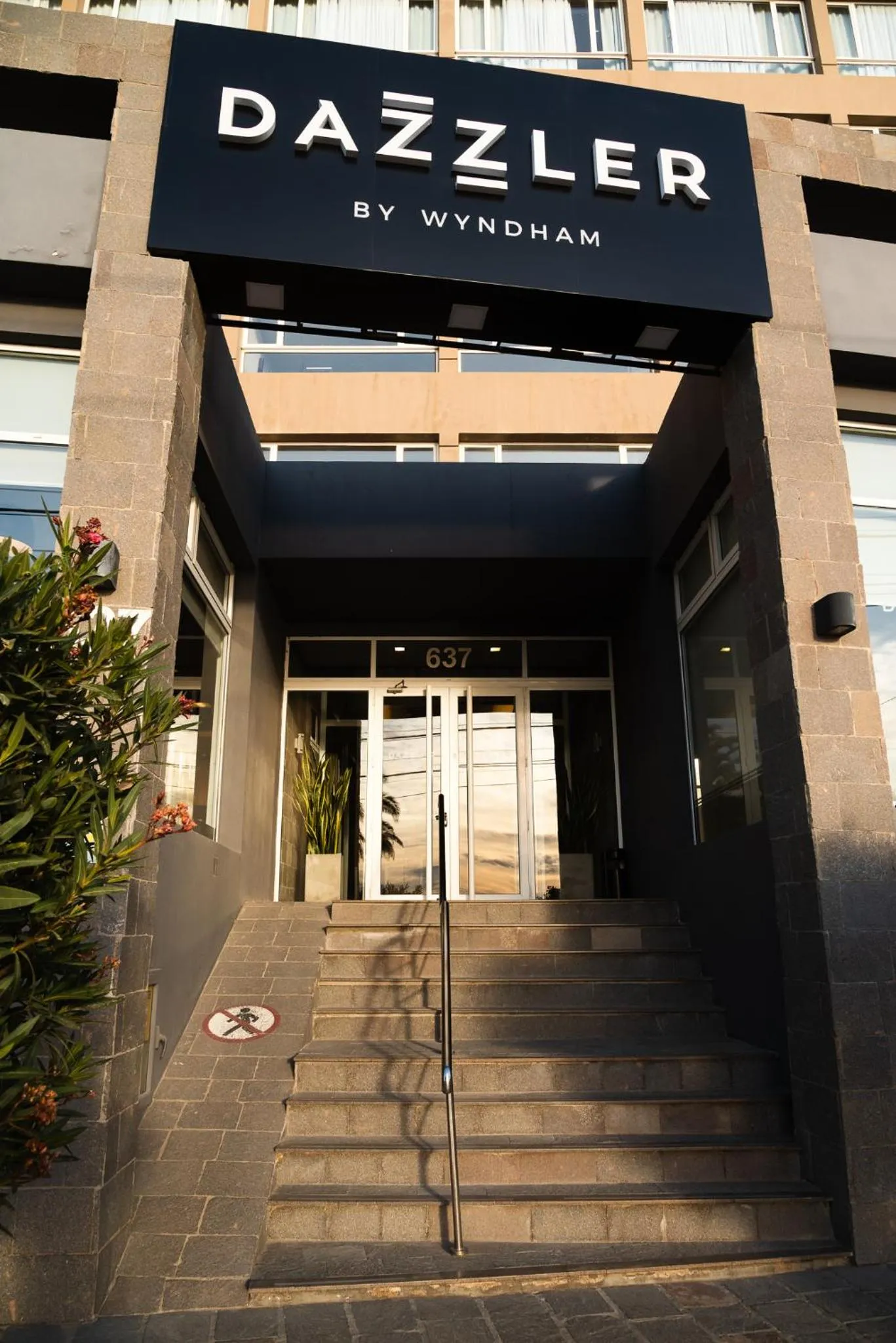 Queen or Twin Room with Balcony and Ocean View - Non-Smoking in Dazzler by Wyndham Puerto Madryn