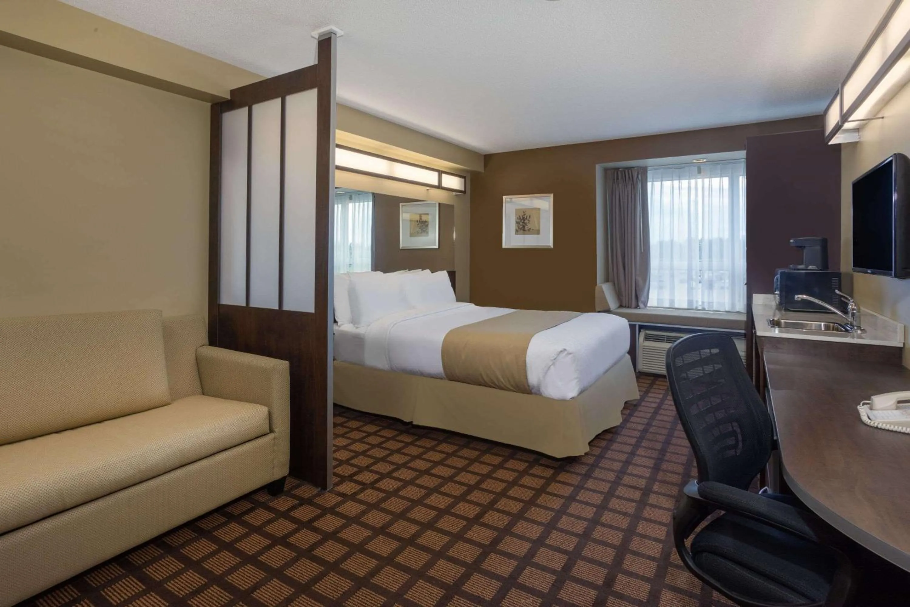 One-Bedroom Suite - Disability Access/Non-Smoking in Microtel Inn & Suites by Wyndham - Timmins